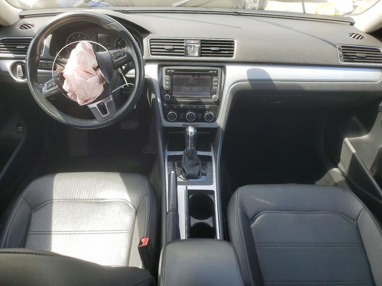 2012 Volkswagen Passat Se Белый vin: 1VWBP7A36CC083620