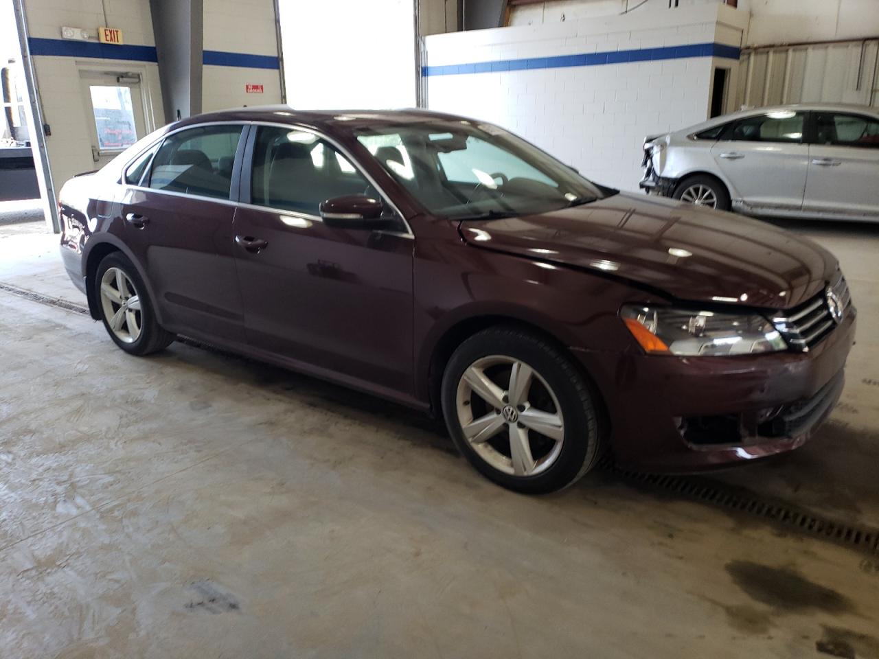 2013 Volkswagen Passat Se Burgundy vin: 1VWBP7A36DC009468