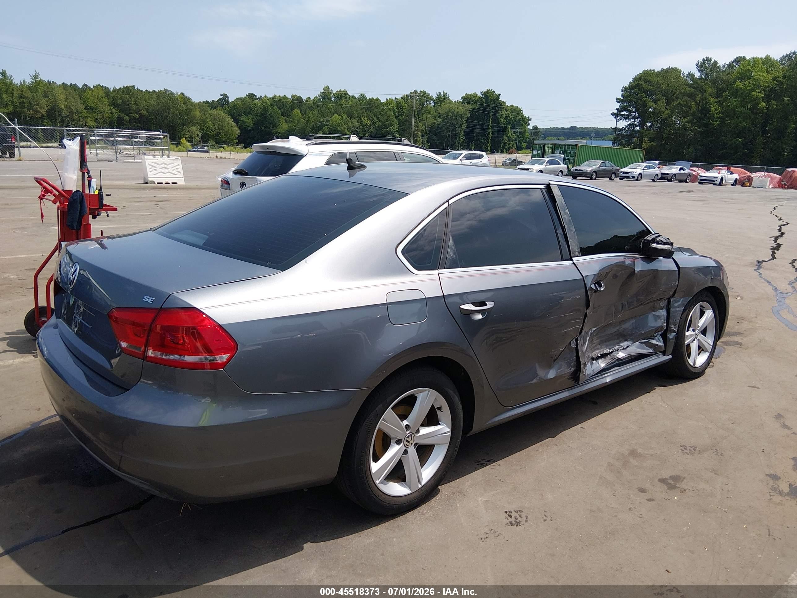 2013 Volkswagen Passat 2.5l Se Gray vin: 1VWBP7A36DC018106