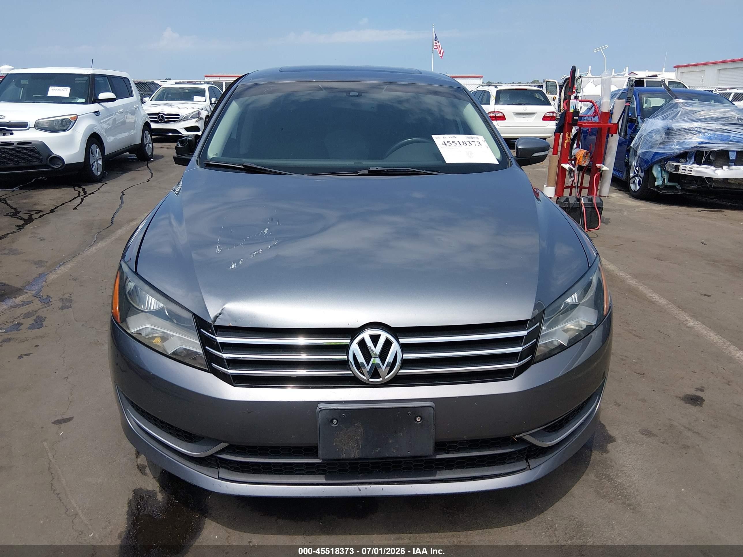 2013 Volkswagen Passat 2.5l Se Gray vin: 1VWBP7A36DC018106