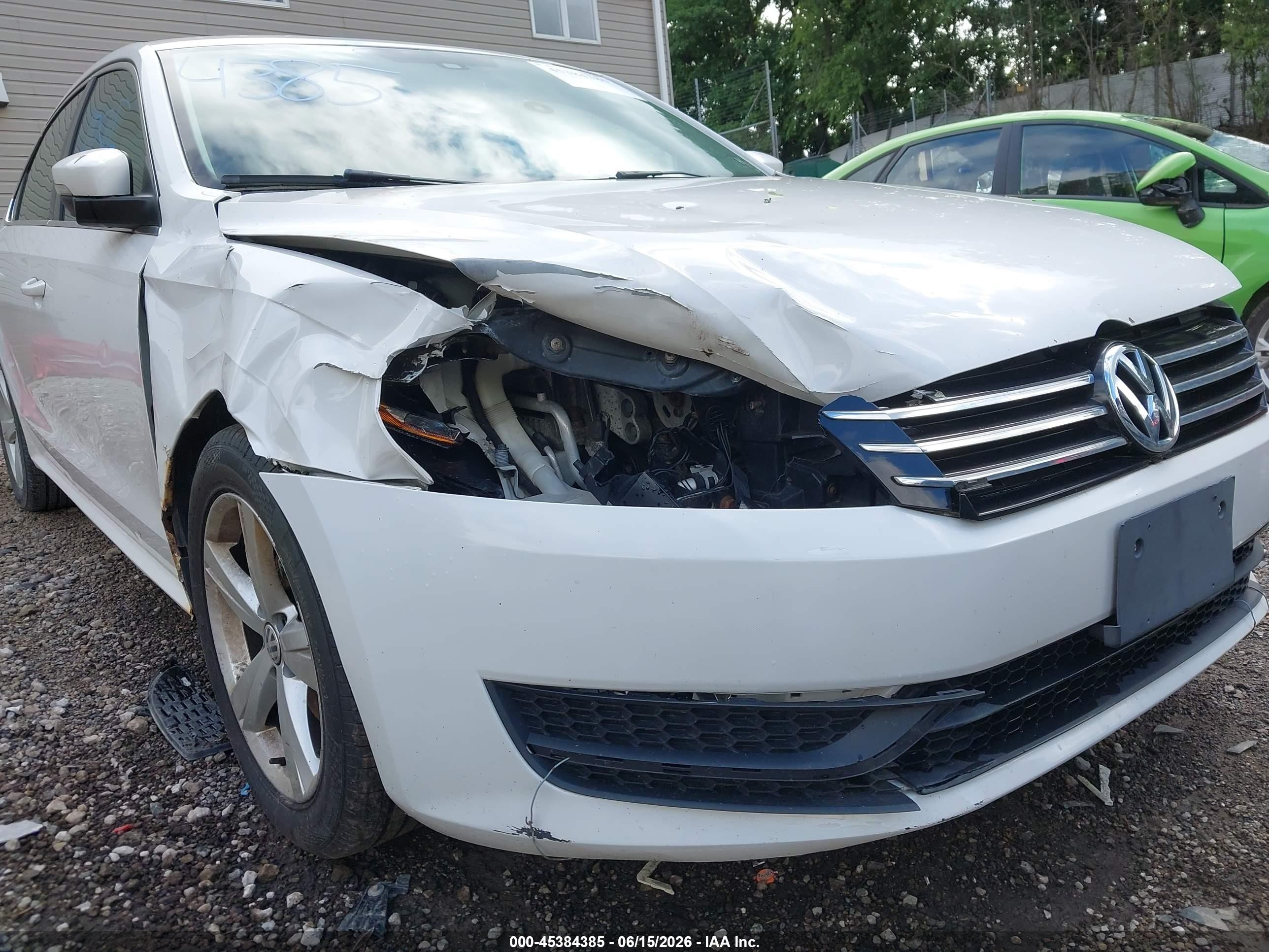 2013 Volkswagen Passat 2.5l Se White vin: 1VWBP7A36DC048304