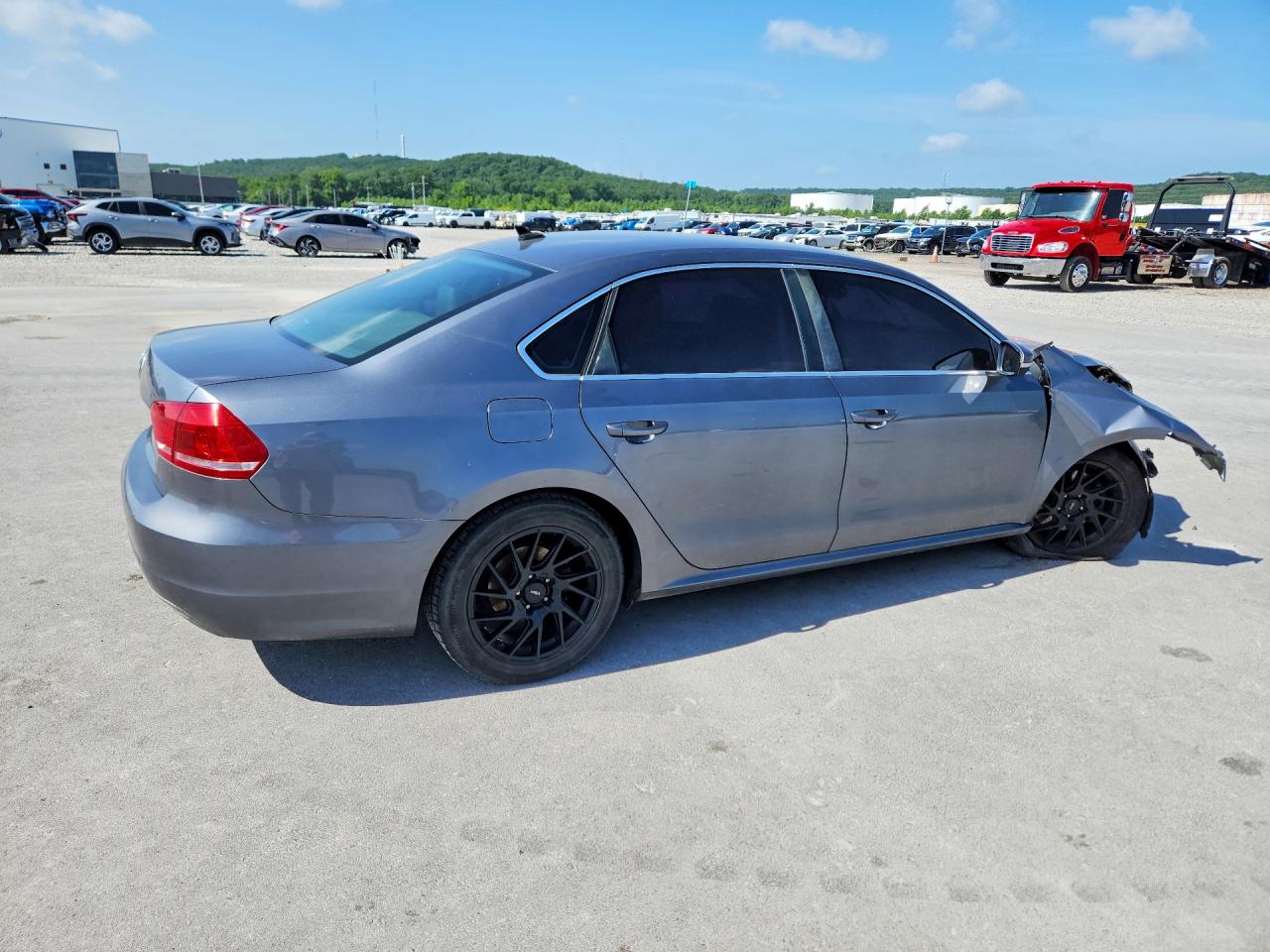 2013 Volkswagen Passat Se Gray vin: 1VWBP7A36DC066303