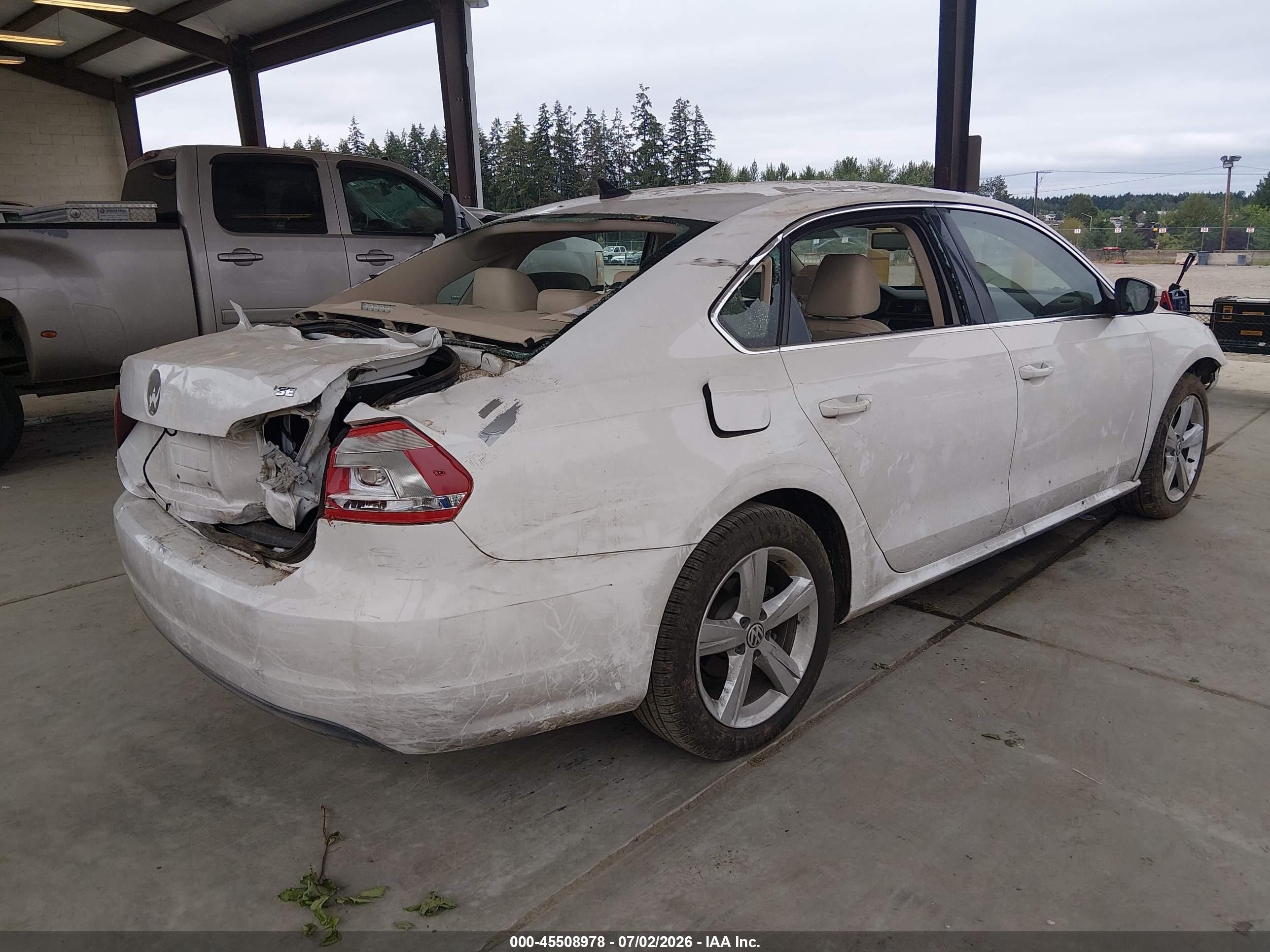 2013 Volkswagen Passat 2.5l Se White vin: 1VWBP7A36DC071310