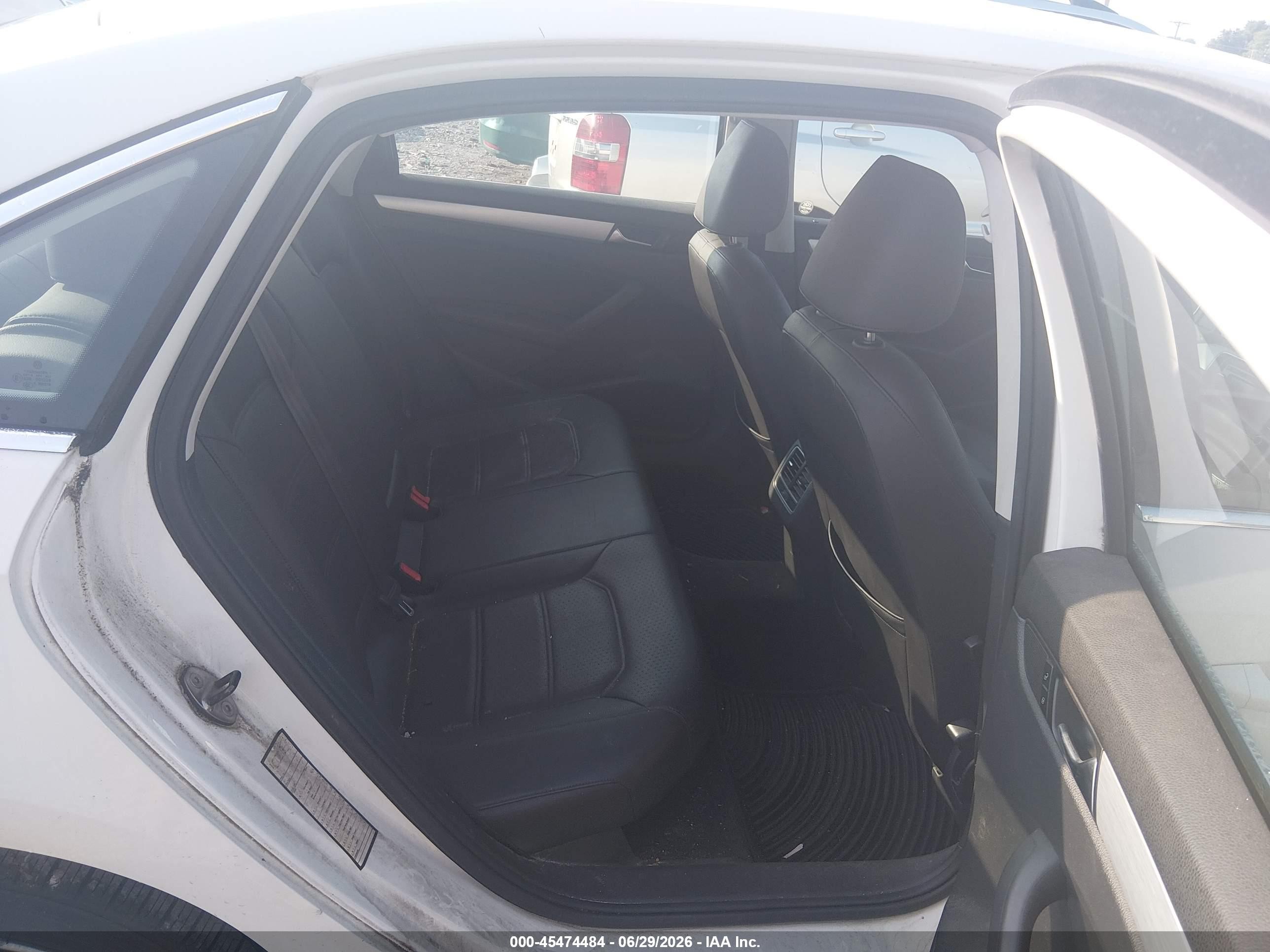 2013 Volkswagen Passat 2.5l Se White vin: 1VWBP7A36DC097325