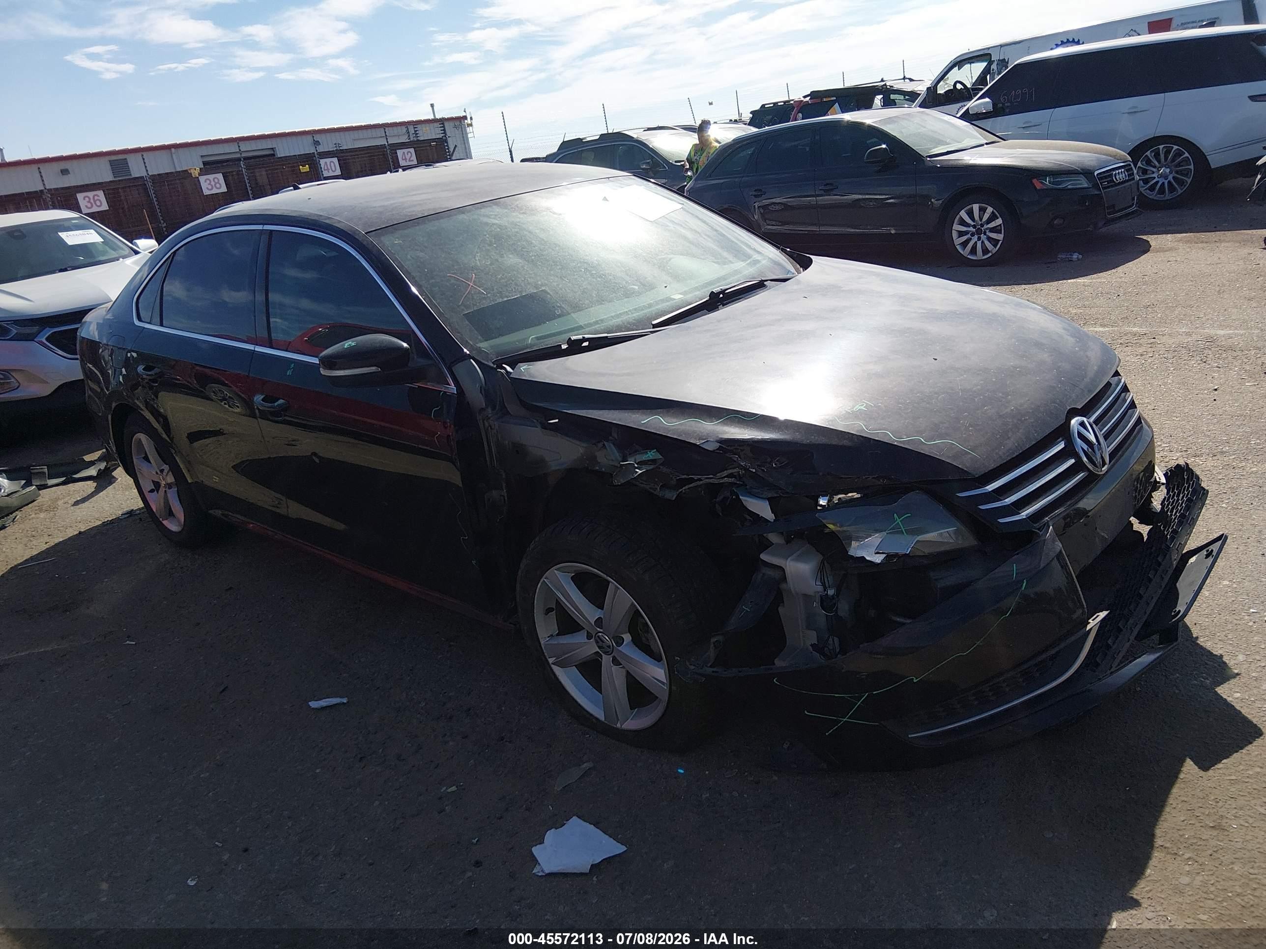 2013 Volkswagen Passat 2.5l Se Black vin: 1VWBP7A36DC127665
