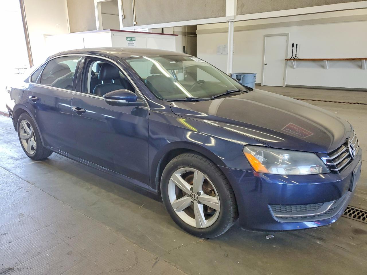 2012 Volkswagen Passat Se Blue vin: 1VWBP7A37CC040372