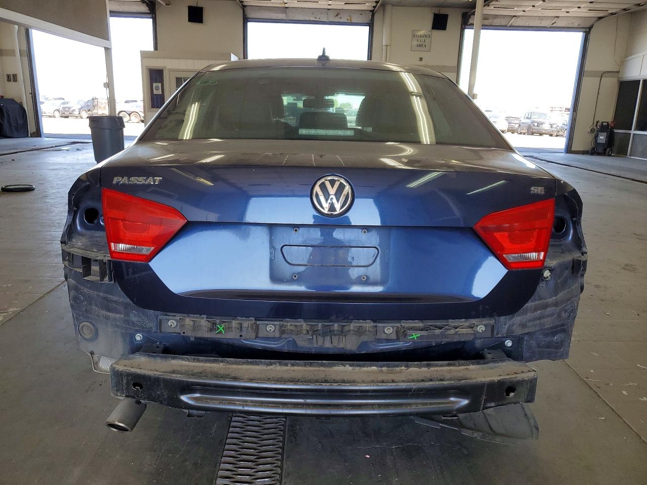 2012 Volkswagen Passat Se Blue vin: 1VWBP7A37CC040372
