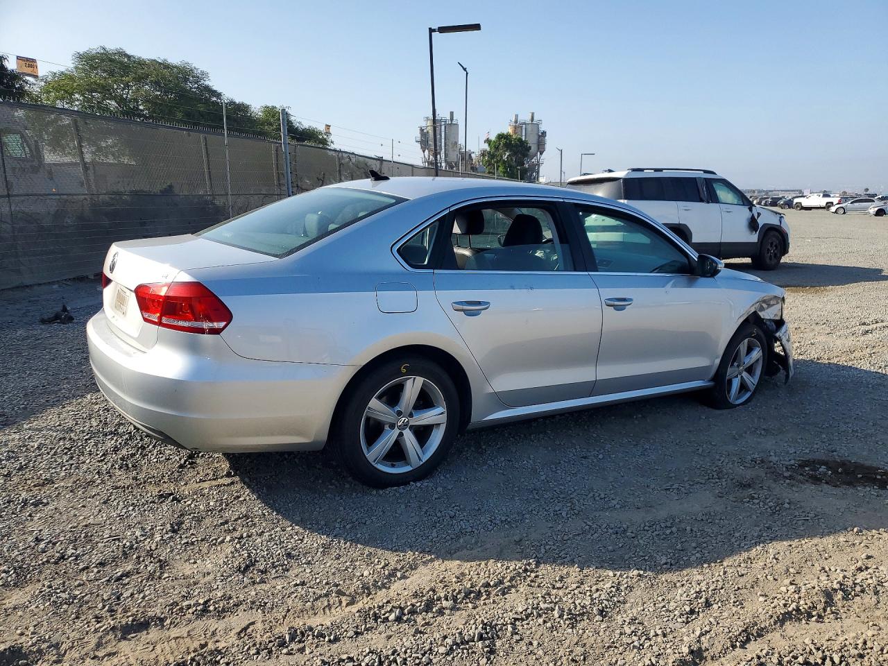 2012 Volkswagen Passat Se Silver vin: 1VWBP7A37CC051159