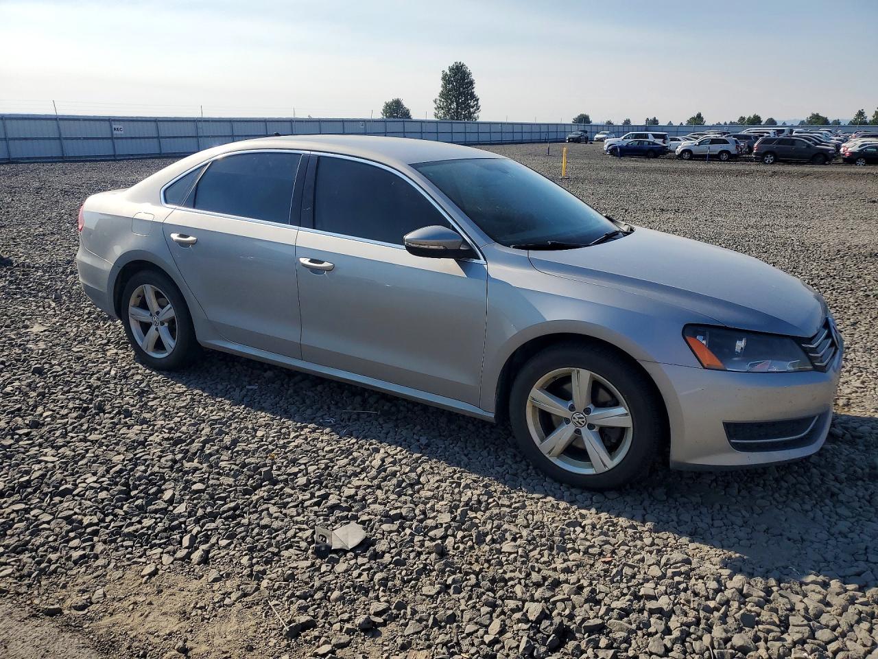 2012 Volkswagen Passat Se Silver vin: 1VWBP7A37CC099986