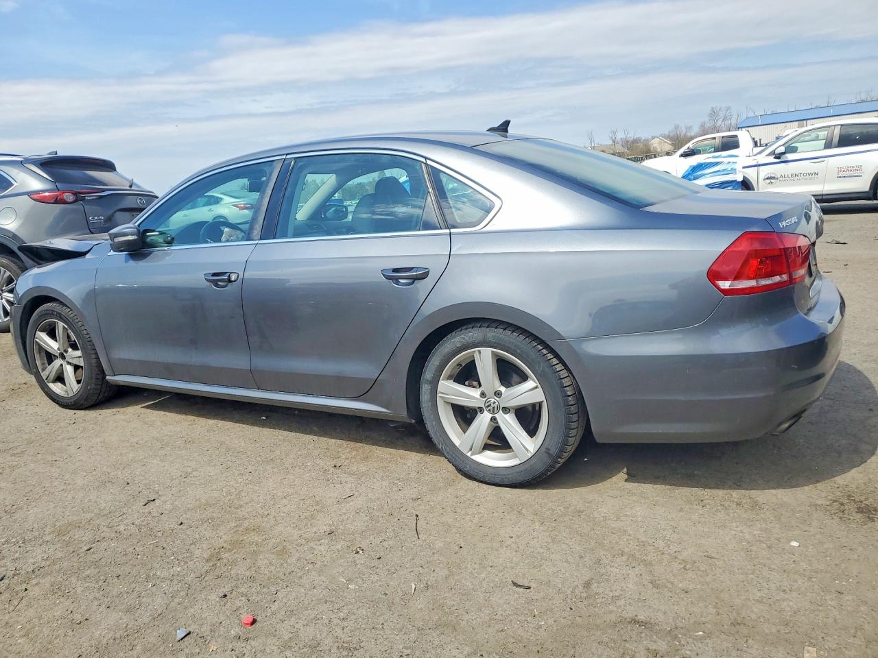 2013 Volkswagen Passat Se Gray vin: 1VWBP7A37DC017207