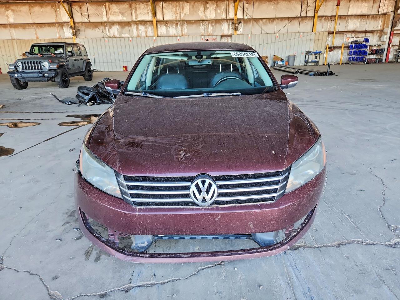 2013 Volkswagen Passat Se Maroon vin: 1VWBP7A37DC027042