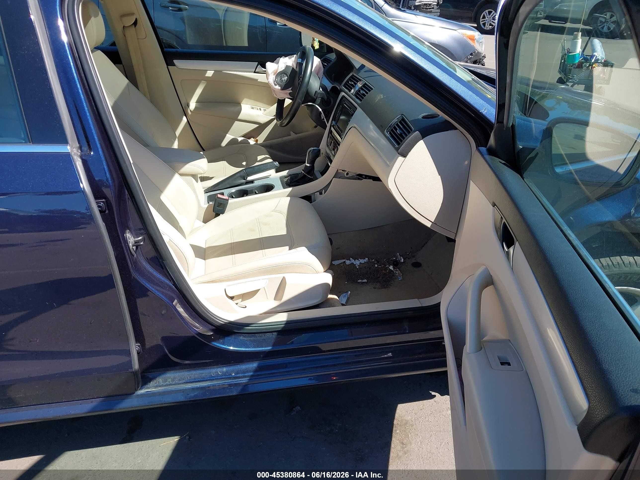 2013 Volkswagen Passat 2.5l Se Blue vin: 1VWBP7A37DC093803