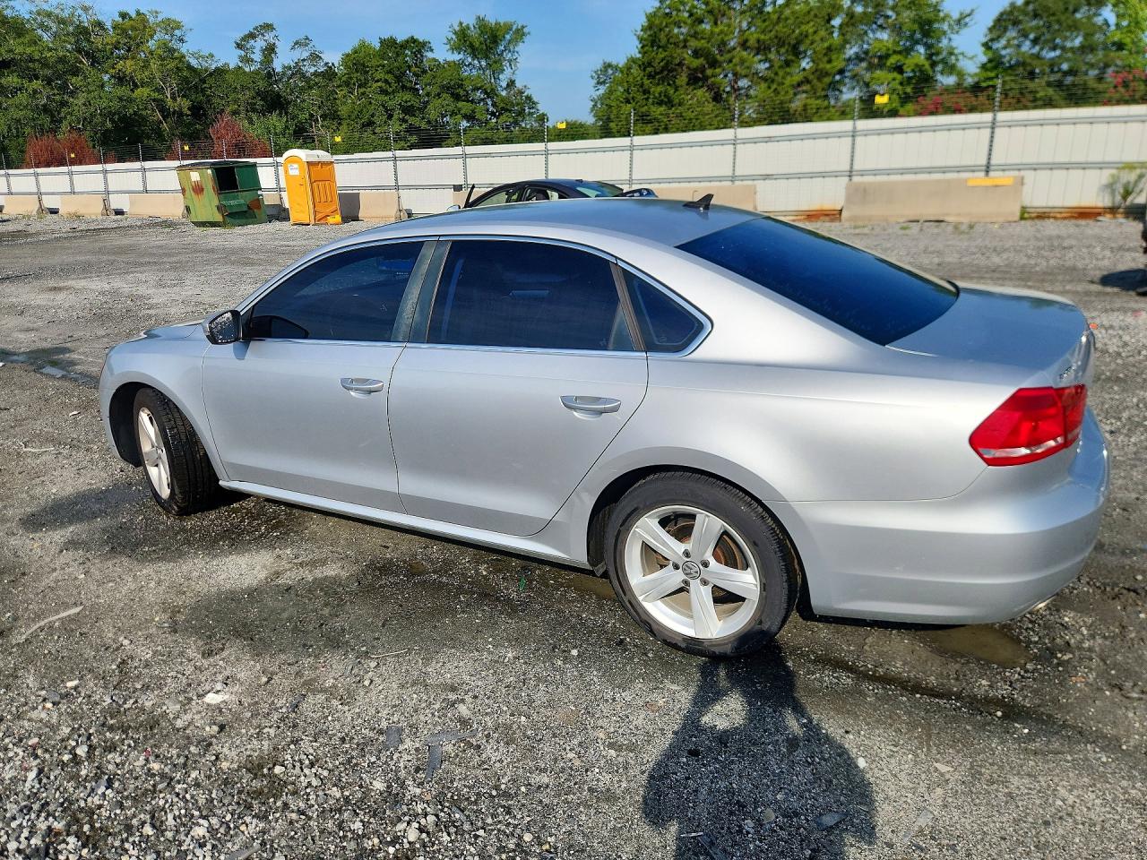 2013 Volkswagen Passat Se Silver vin: 1VWBP7A37DC115122