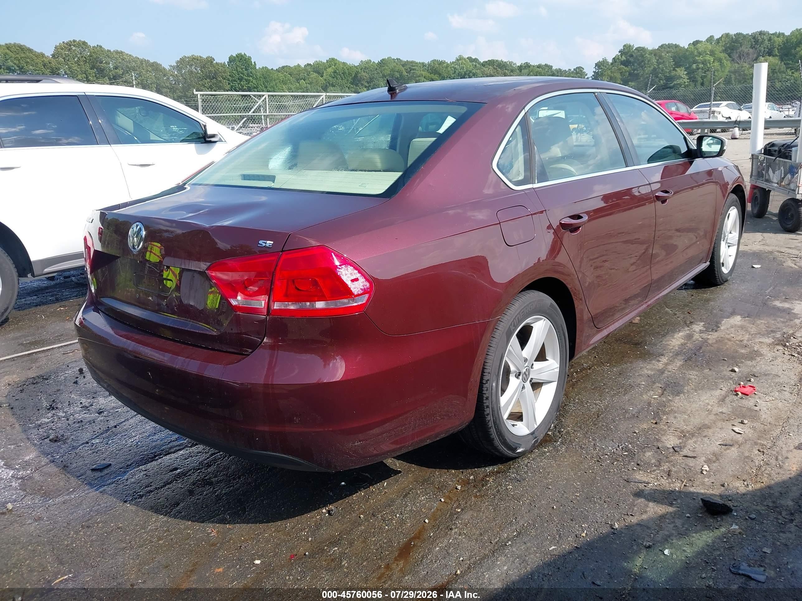 2013 Volkswagen Passat 2.5l Se Burgundy vin: 1VWBP7A37DC123589