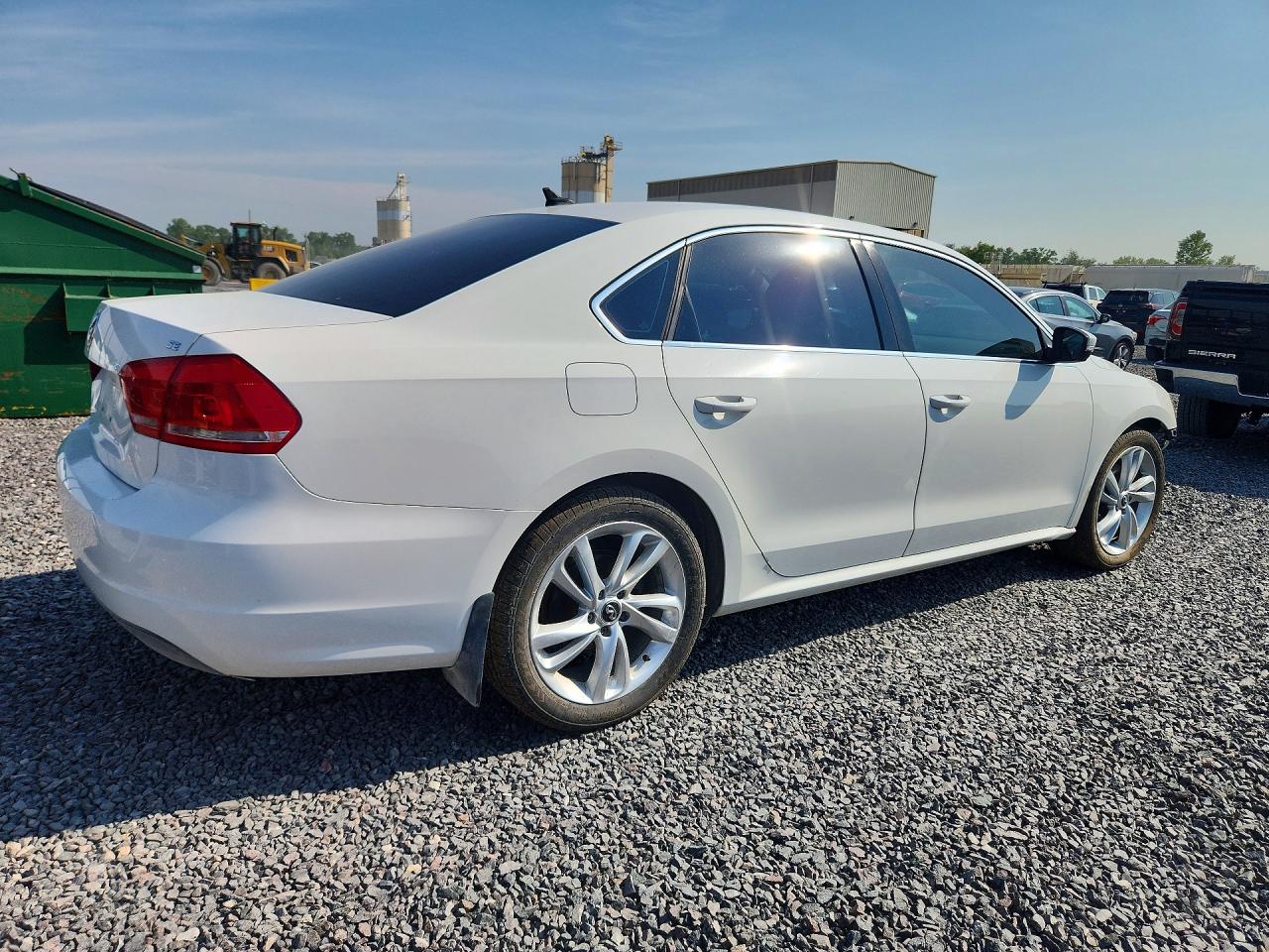 2014 Volkswagen Passat Se Белый vin: 1VWBP7A37EC004331