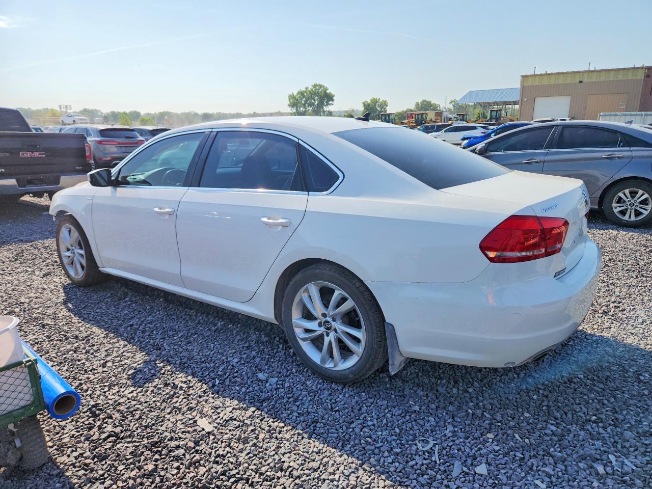 2014 Volkswagen Passat Se Белый vin: 1VWBP7A37EC004331