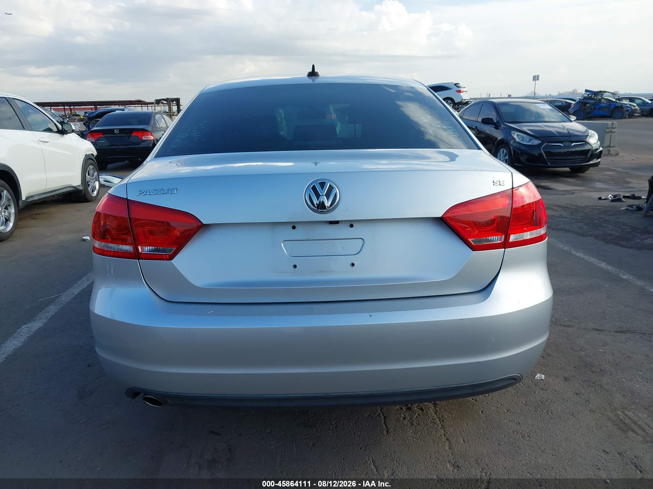 2014 Volkswagen Passat 2.5l Se Silver vin: 1VWBP7A37EC009125