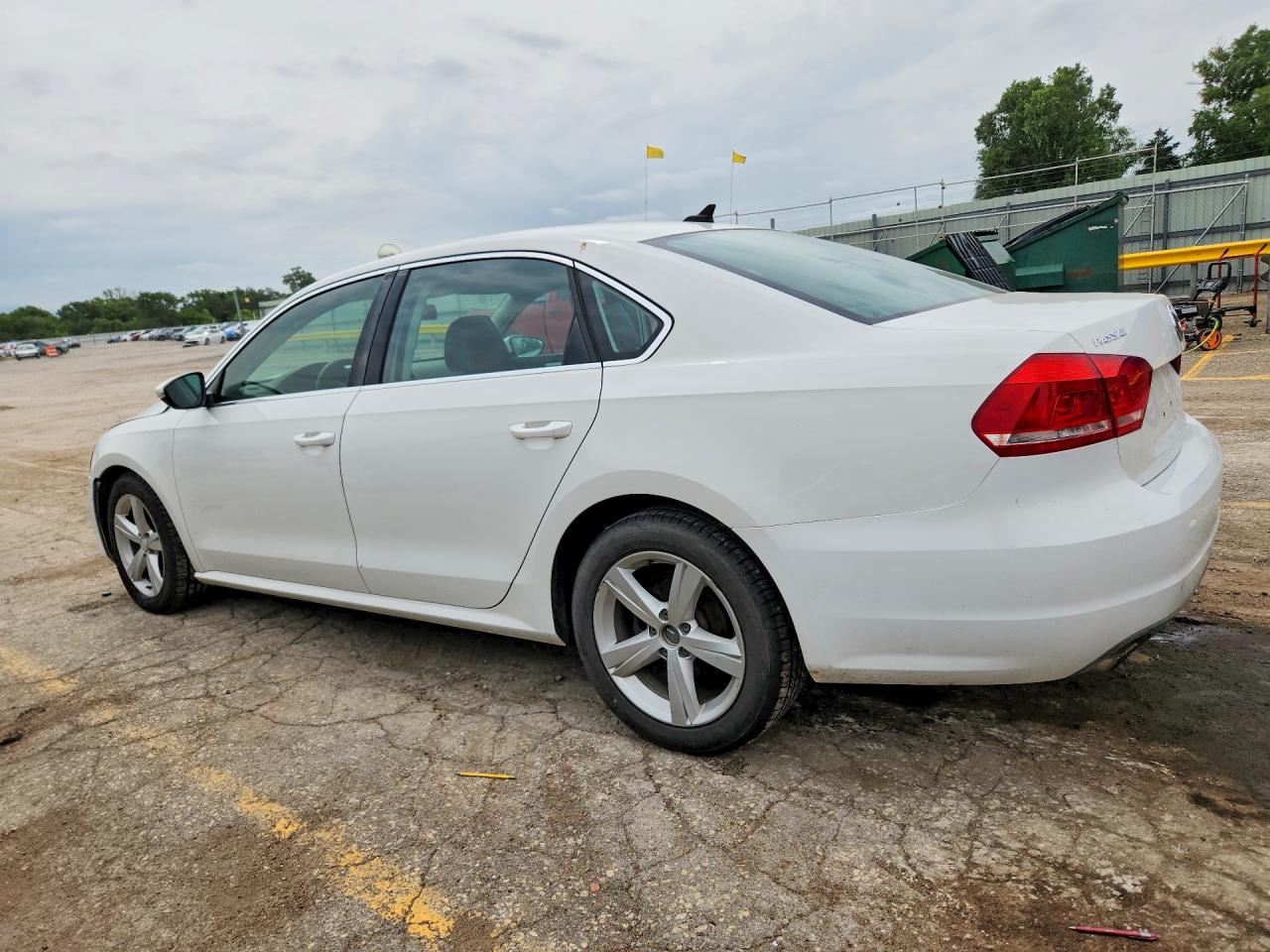 2012 Volkswagen Passat Se Белый vin: 1VWBP7A38CC004268