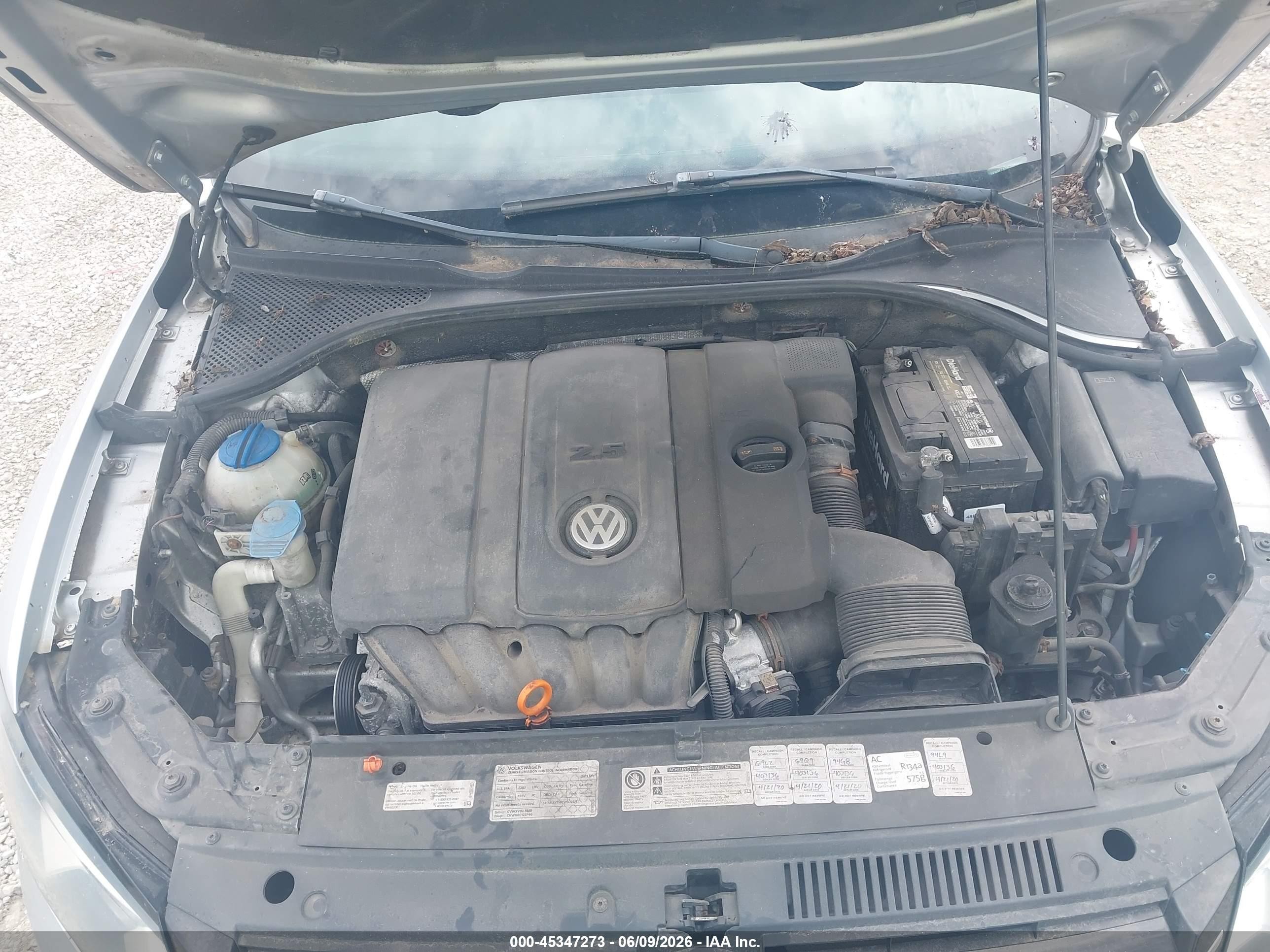 2012 Volkswagen Passat 2.5l Se Черный vin: 1VWBP7A38CC040915