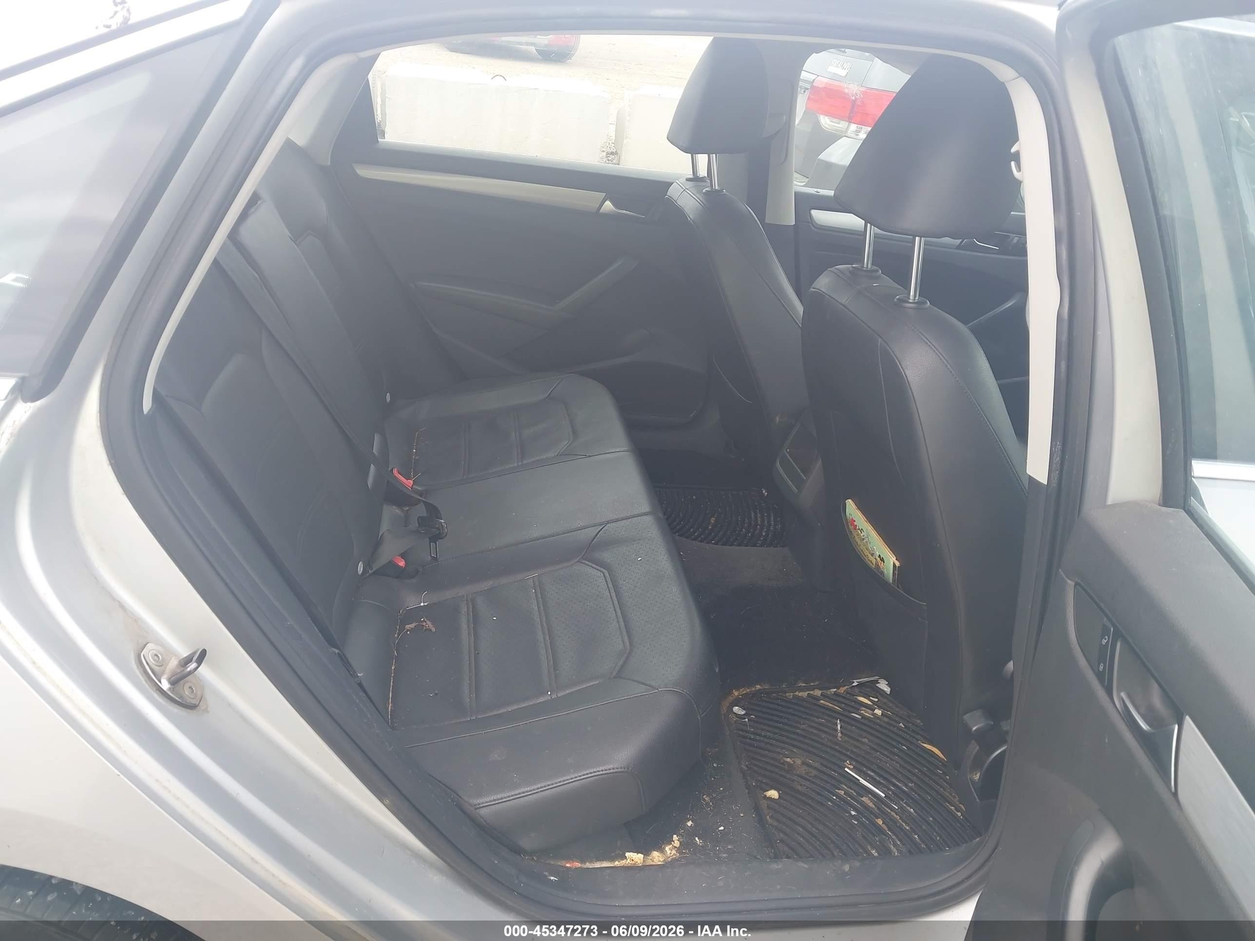 2012 Volkswagen Passat 2.5l Se Черный vin: 1VWBP7A38CC040915