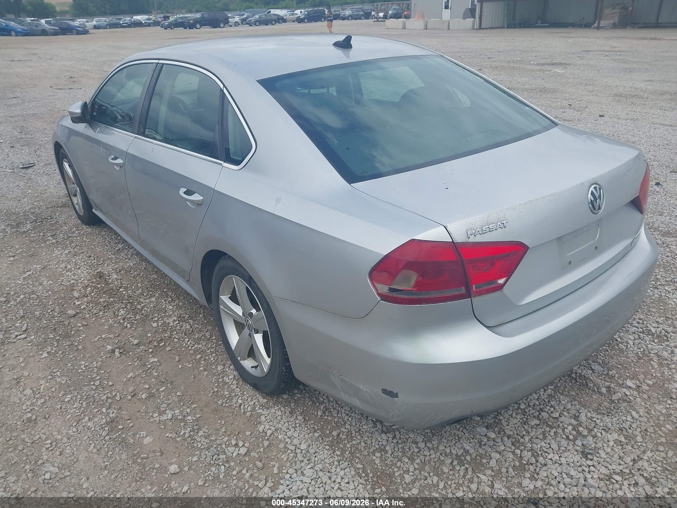 2012 Volkswagen Passat 2.5l Se Черный vin: 1VWBP7A38CC040915