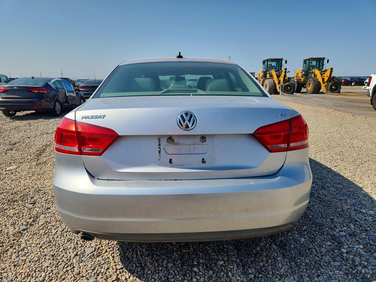 2012 Volkswagen Passat Se Gray vin: 1VWBP7A38CC048089