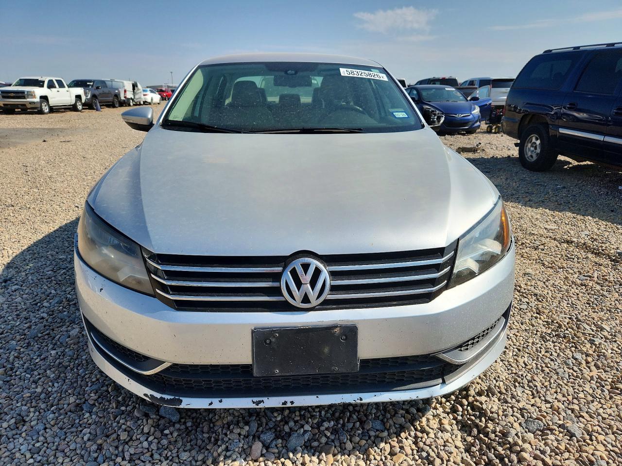 2012 Volkswagen Passat Se Gray vin: 1VWBP7A38CC048089