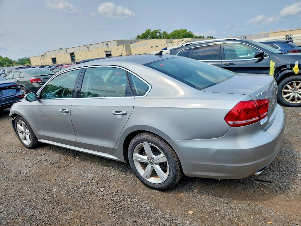 2012 Volkswagen Passat Se Gray vin: 1VWBP7A38CC065815