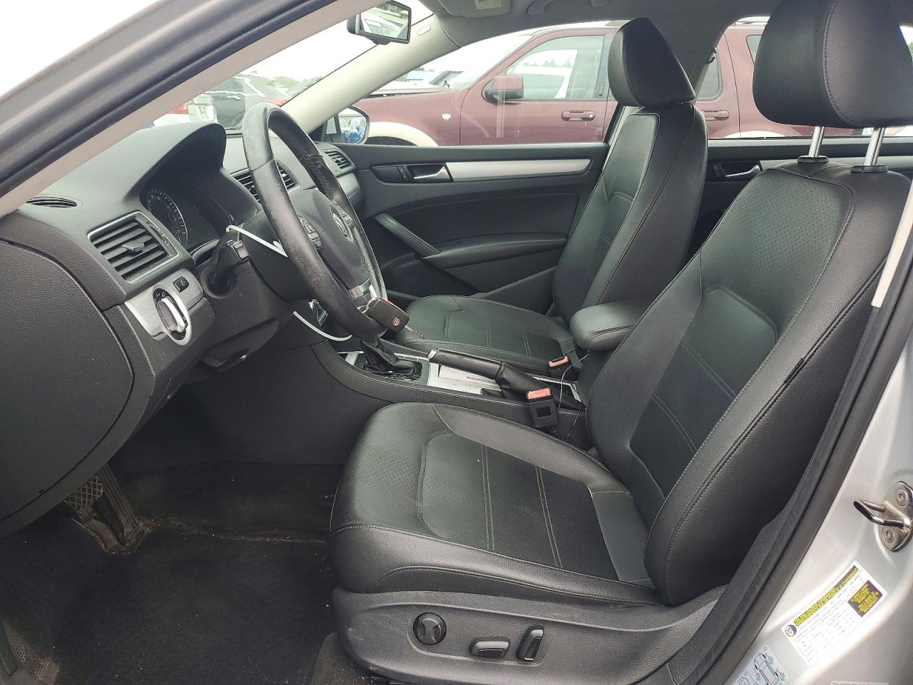 2012 Volkswagen Passat Se Silver vin: 1VWBP7A38CC081707