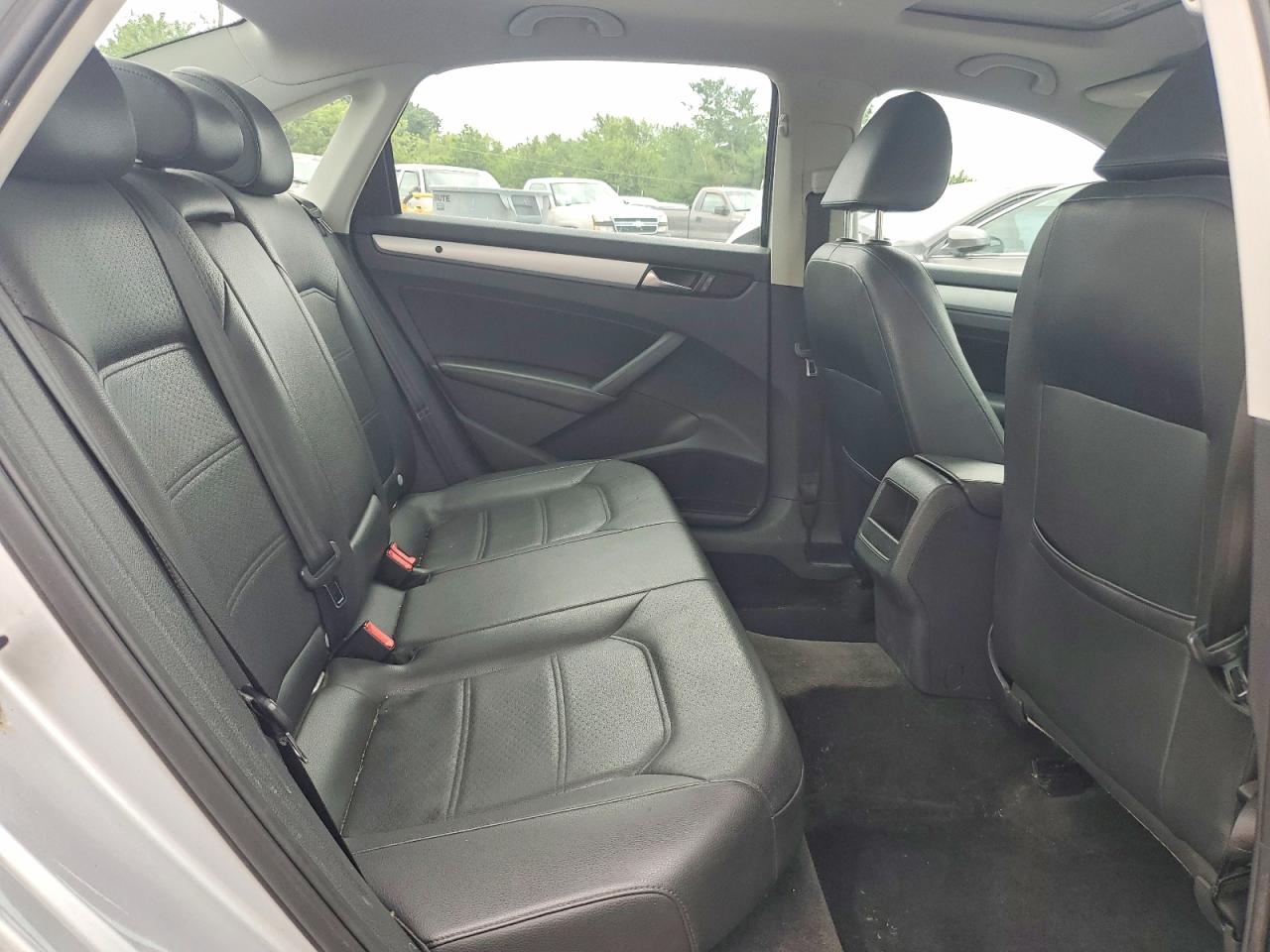 2012 Volkswagen Passat Se Silver vin: 1VWBP7A38CC081707