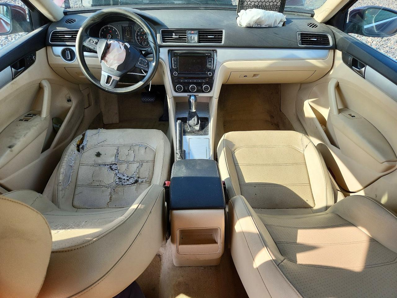 2012 Volkswagen Passat Se Burgundy vin: 1VWBP7A38CC099396
