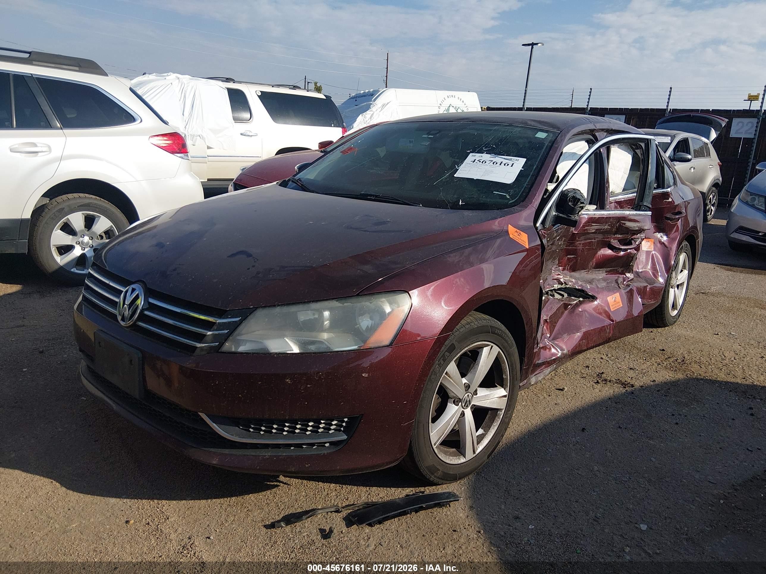 2013 Volkswagen Passat 2.5l Se Burgundy vin: 1VWBP7A38DC034095