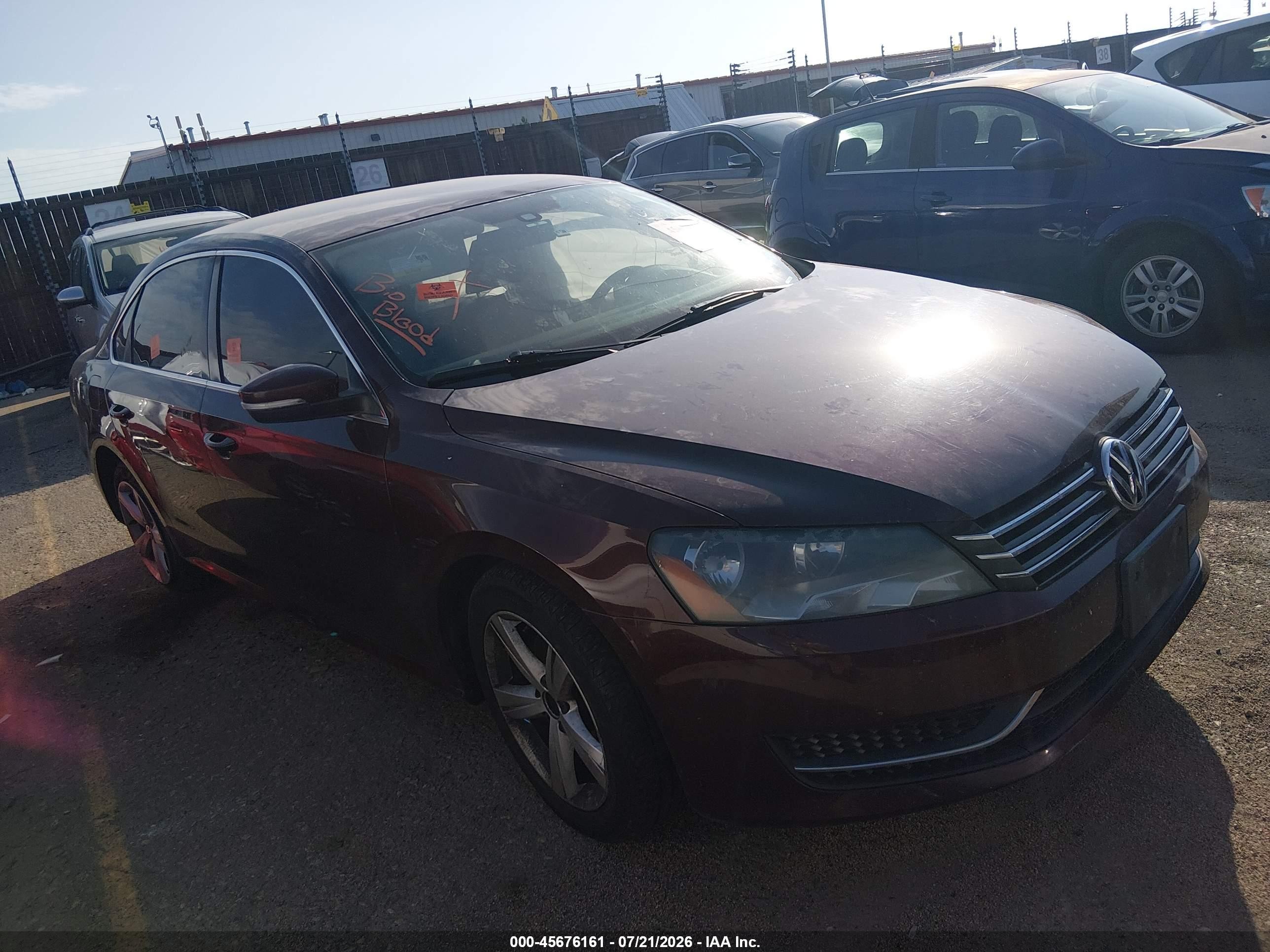 2013 Volkswagen Passat 2.5l Se Burgundy vin: 1VWBP7A38DC034095