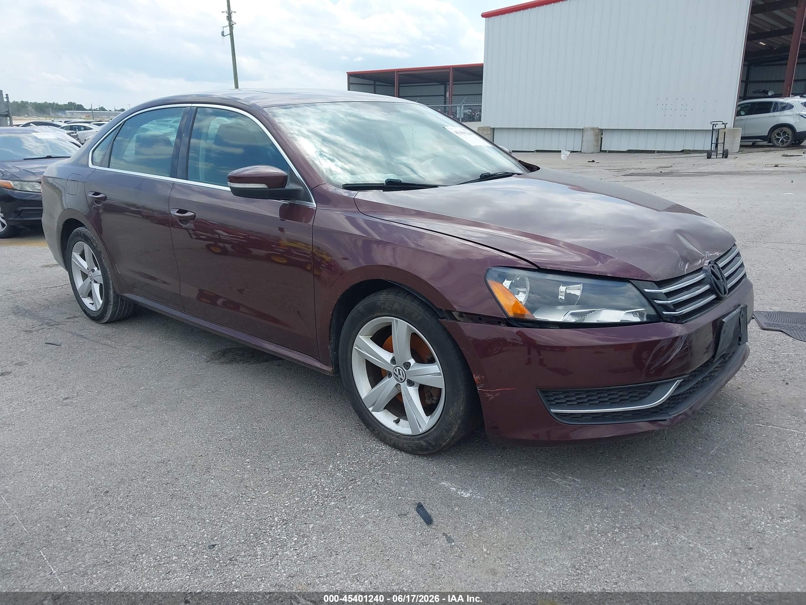 2013 Volkswagen Passat 2.5l Se Purple vin: 1VWBP7A38DC095009