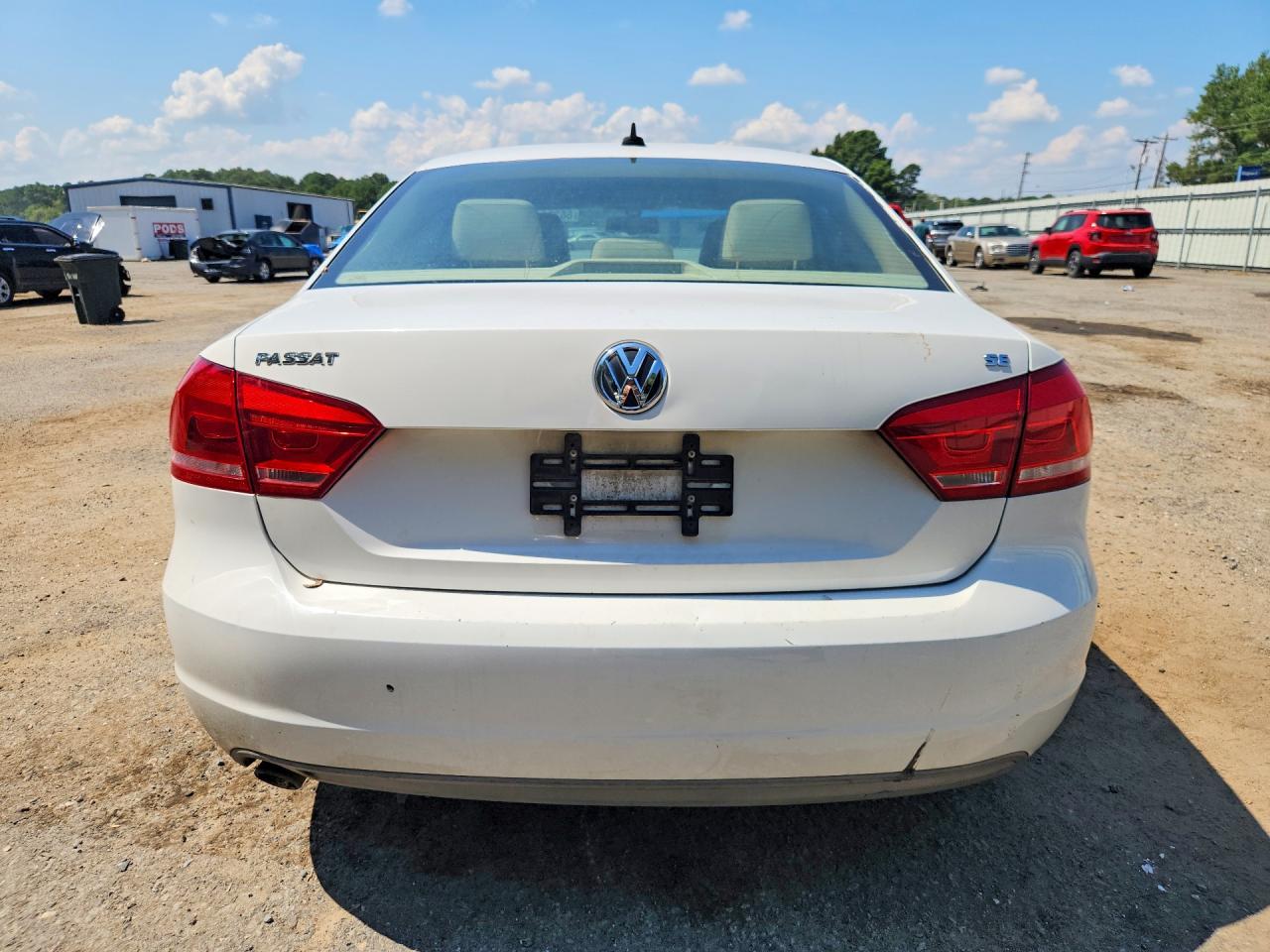 2013 Volkswagen Passat Se White vin: 1VWBP7A38DC100385