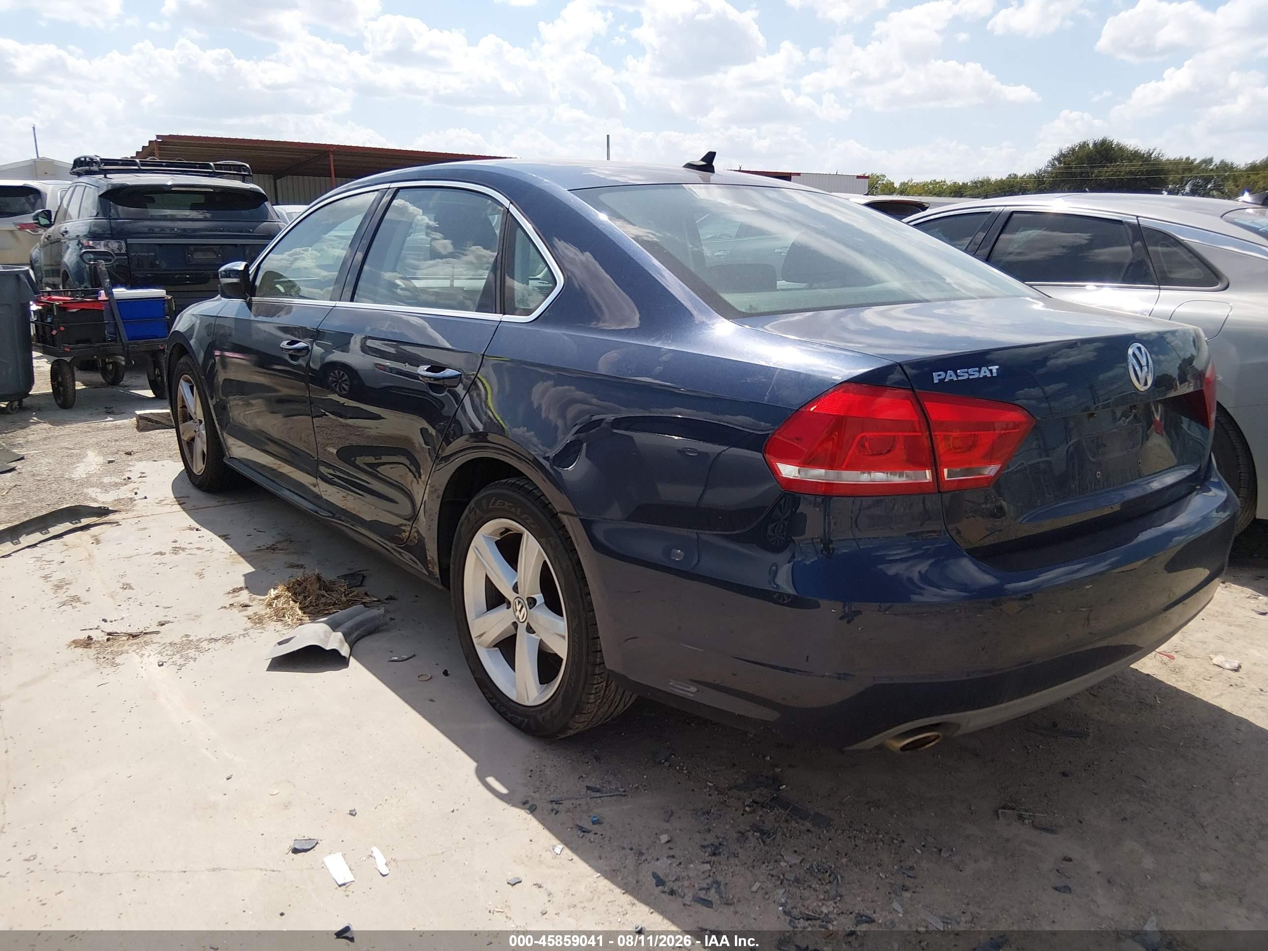 2013 Volkswagen Passat 2.5l Se Blue vin: 1VWBP7A38DC102492