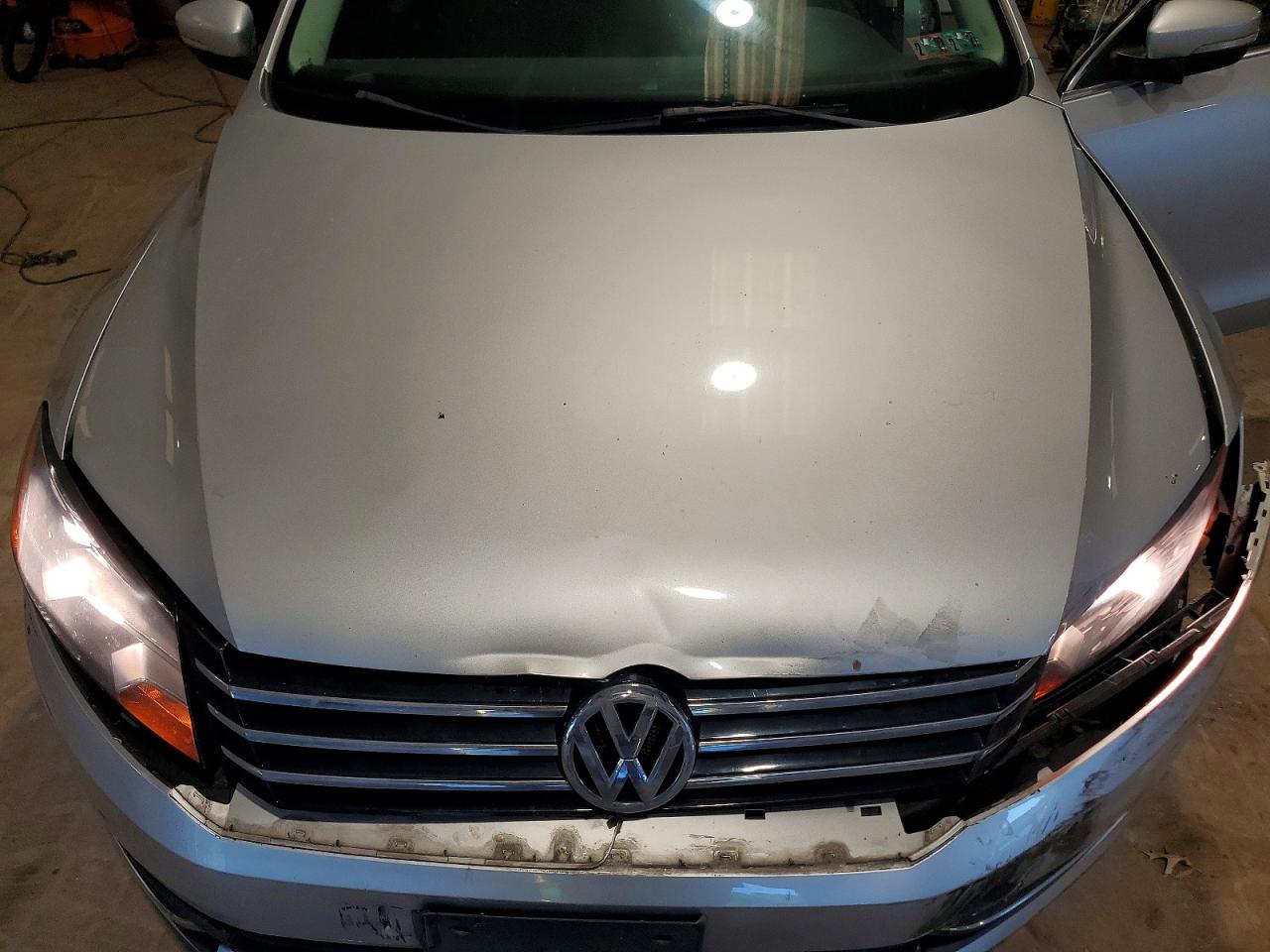 2013 Volkswagen Passat Se Silver vin: 1VWBP7A38DC104307
