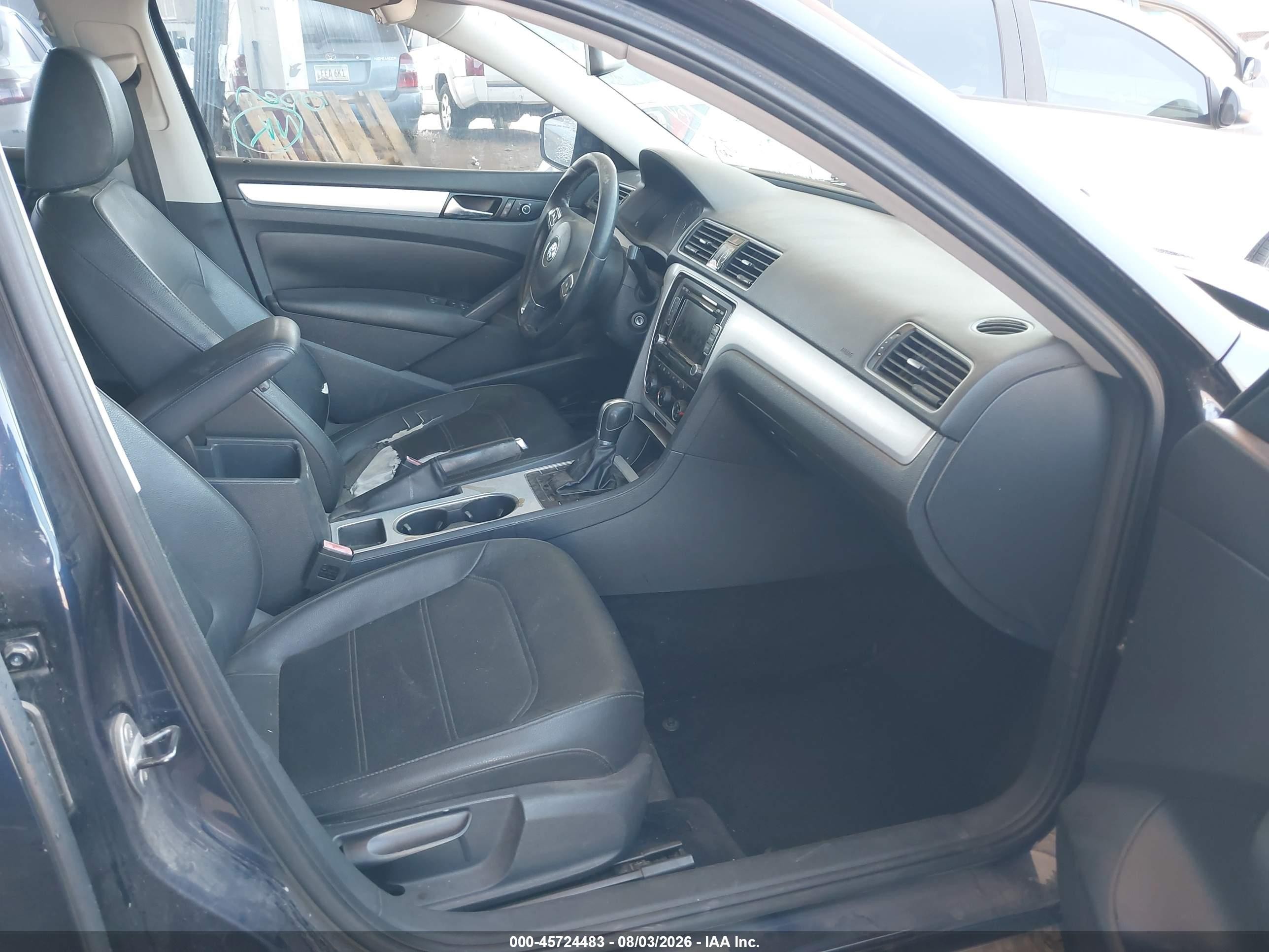 2013 Volkswagen Passat 2.5l Se Blue vin: 1VWBP7A38DC107014