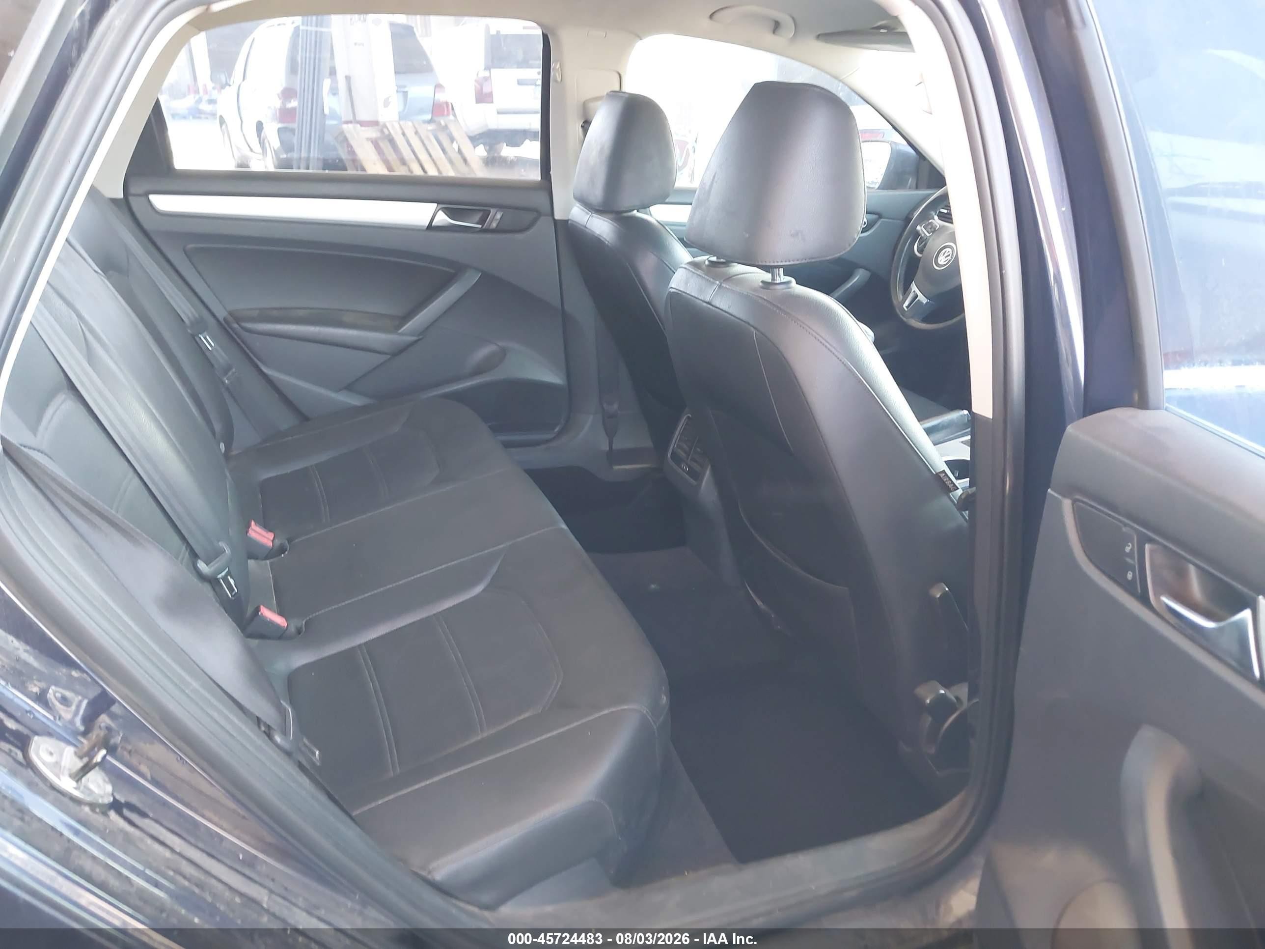 2013 Volkswagen Passat 2.5l Se Blue vin: 1VWBP7A38DC107014