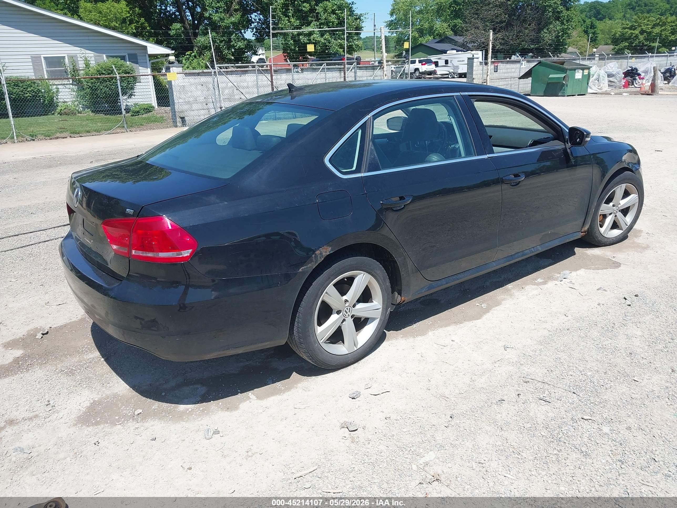 2013 Volkswagen Passat 2.5l Se Black vin: 1VWBP7A38DC125920