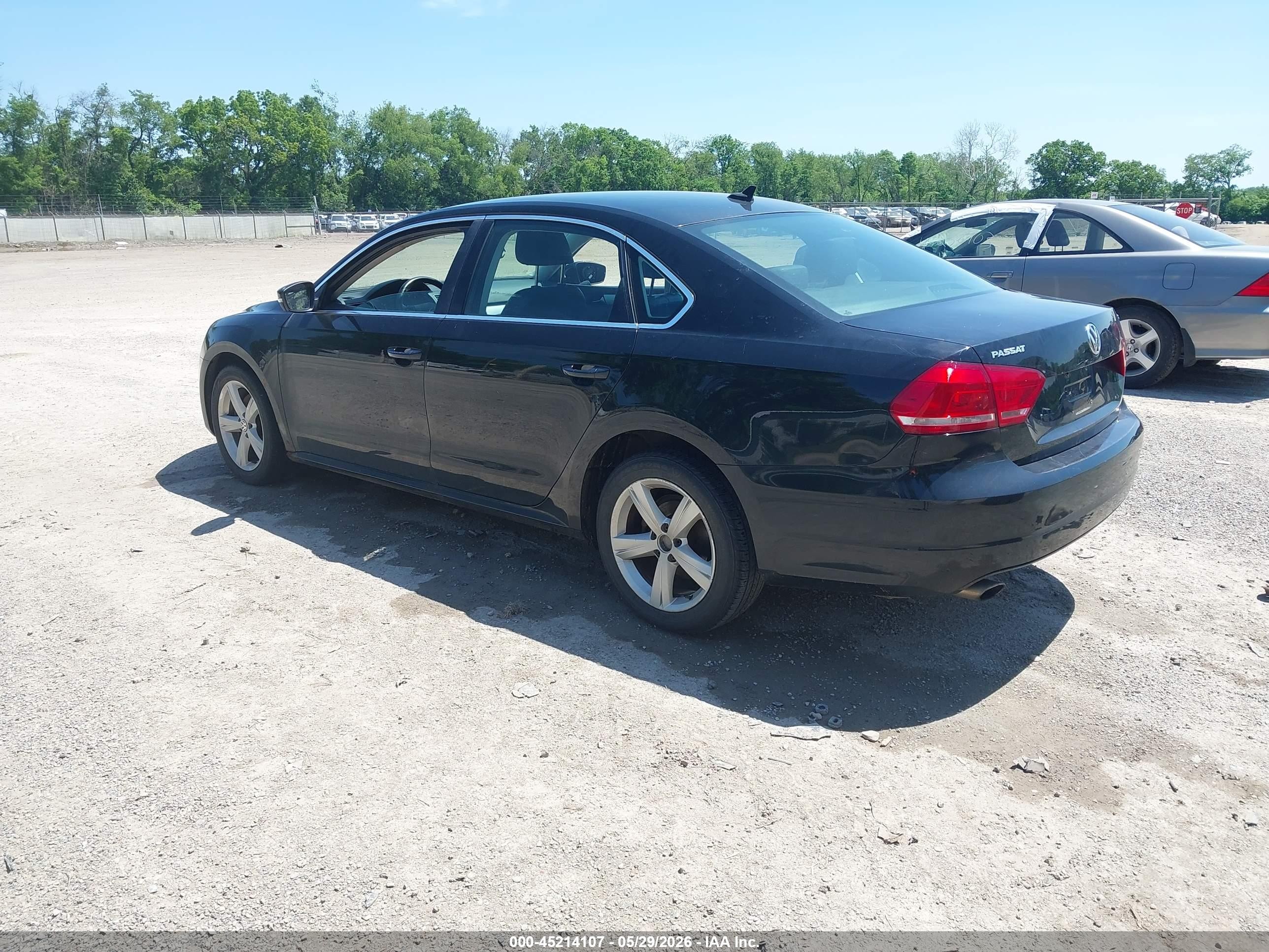 2013 Volkswagen Passat 2.5l Se Black vin: 1VWBP7A38DC125920