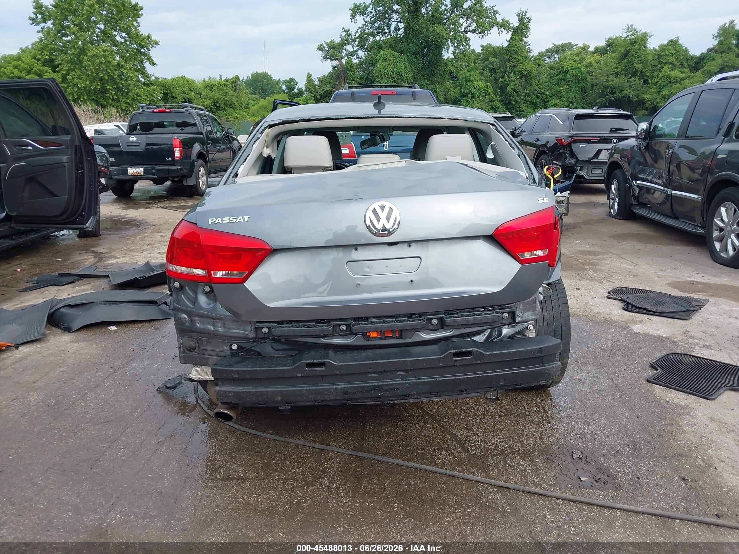2014 Volkswagen Passat 2.5l Se Gray vin: 1VWBP7A38EC016116