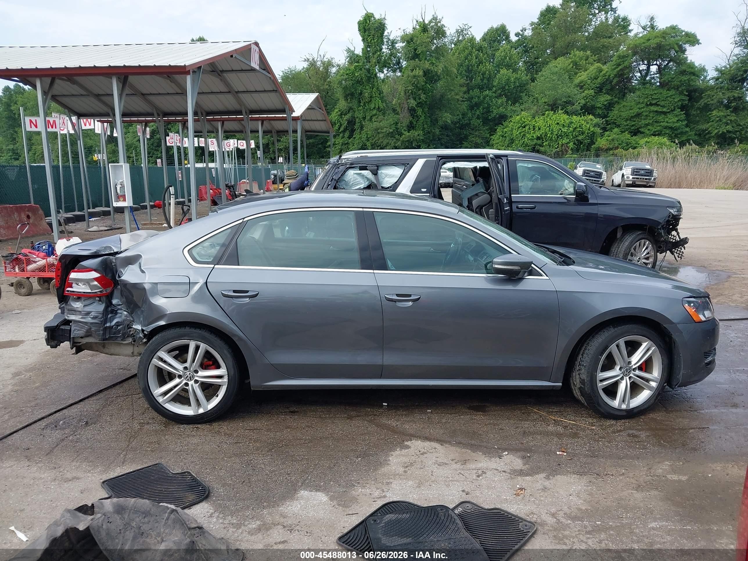 2014 Volkswagen Passat 2.5l Se Gray vin: 1VWBP7A38EC016116