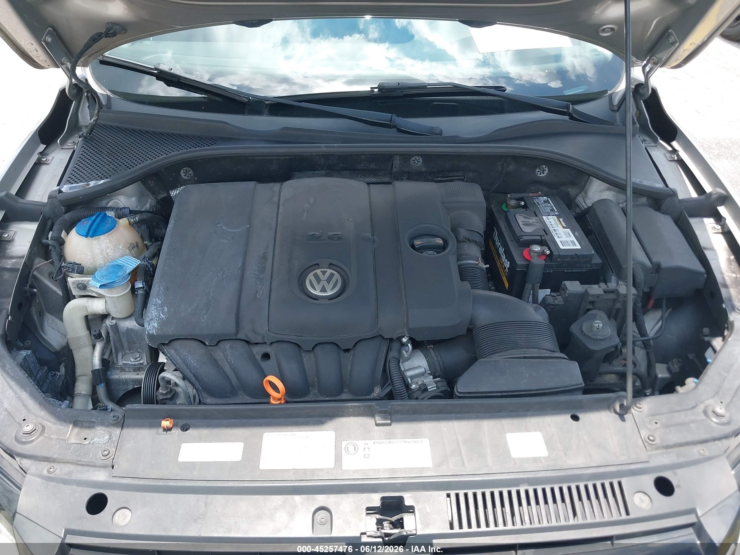 2012 Volkswagen Passat 2.5l Se Silver vin: 1VWBP7A39CC005011
