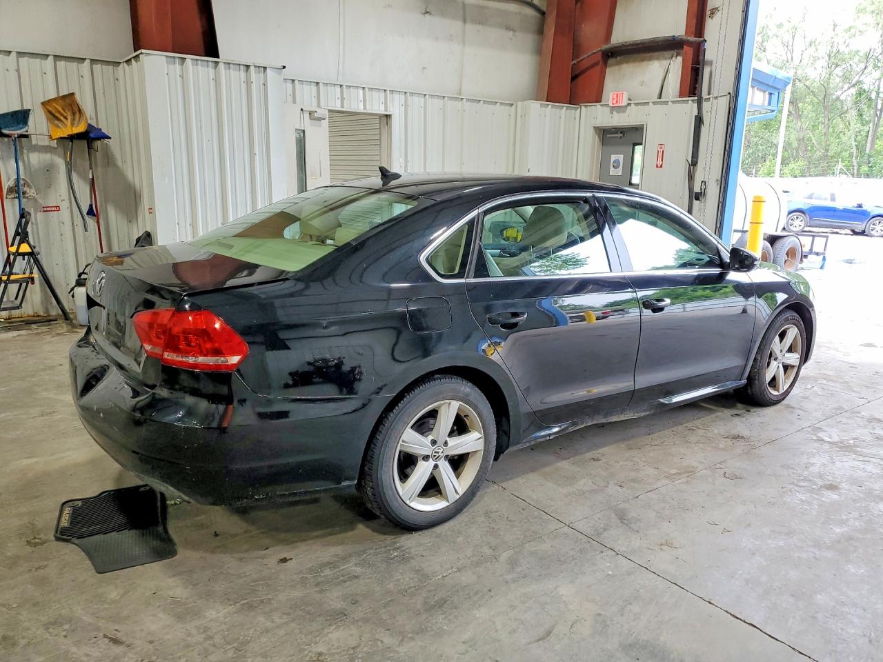 2012 Volkswagen Passat Se Black vin: 1VWBP7A39CC006871