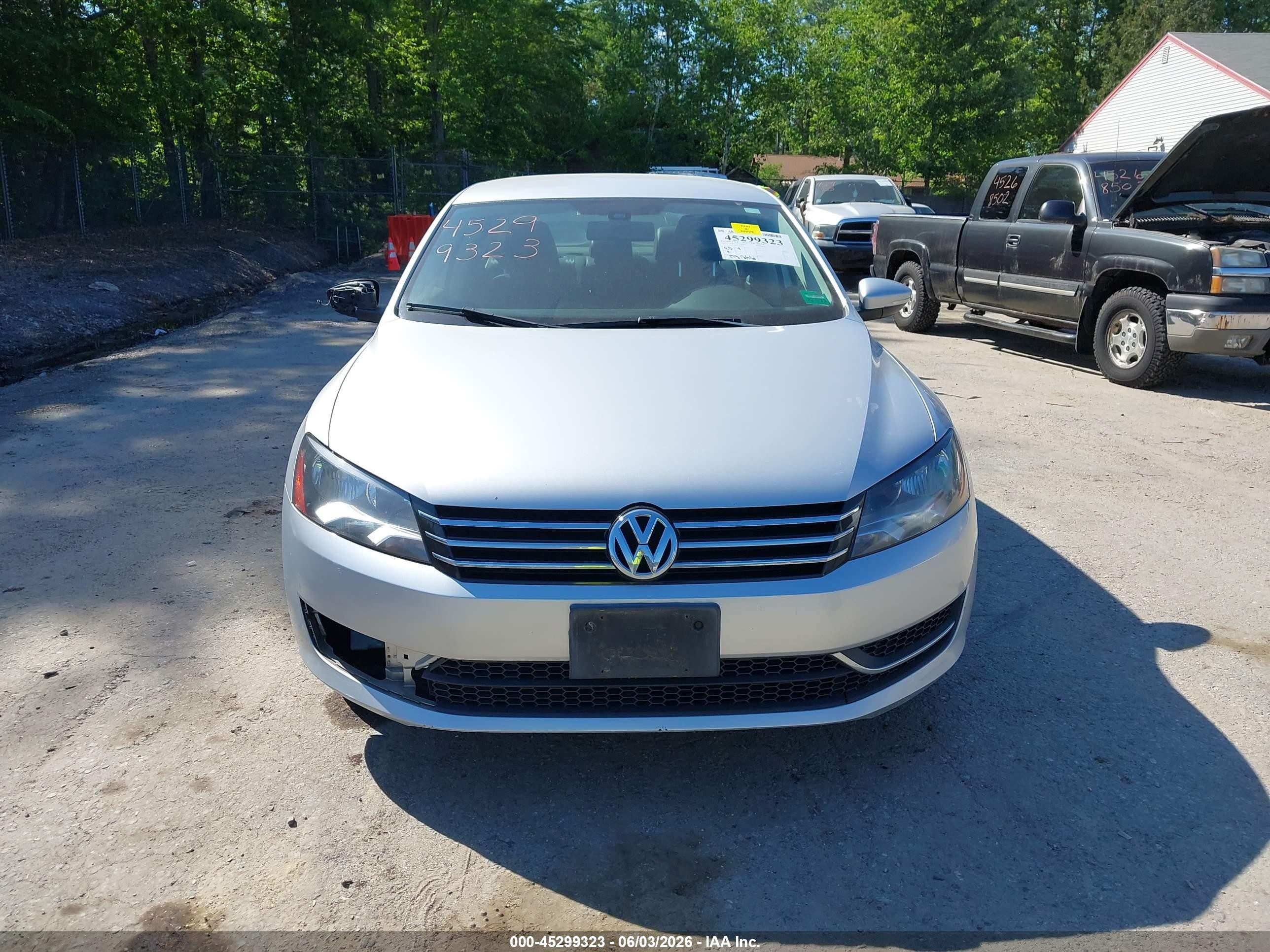 2012 Volkswagen Passat 2.5l Se Silver vin: 1VWBP7A39CC009446
