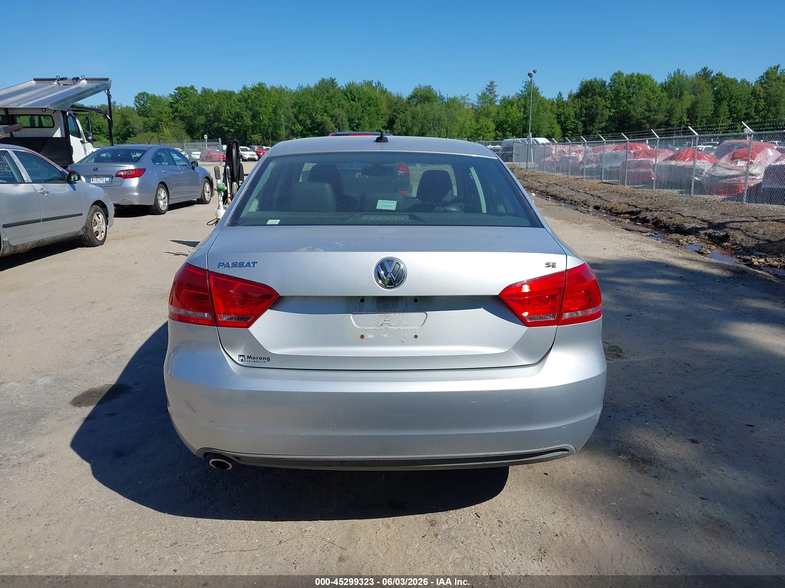 2012 Volkswagen Passat 2.5l Se Silver vin: 1VWBP7A39CC009446