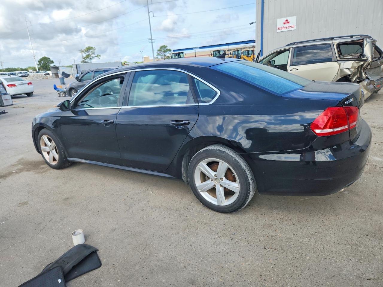 2012 Volkswagen Passat Se Черный vin: 1VWBP7A39CC018051