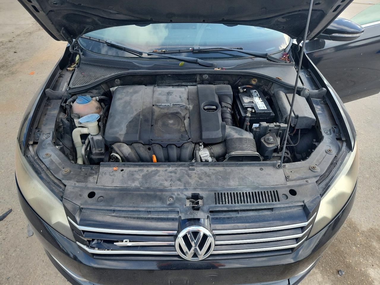 2012 Volkswagen Passat Se Черный vin: 1VWBP7A39CC018051