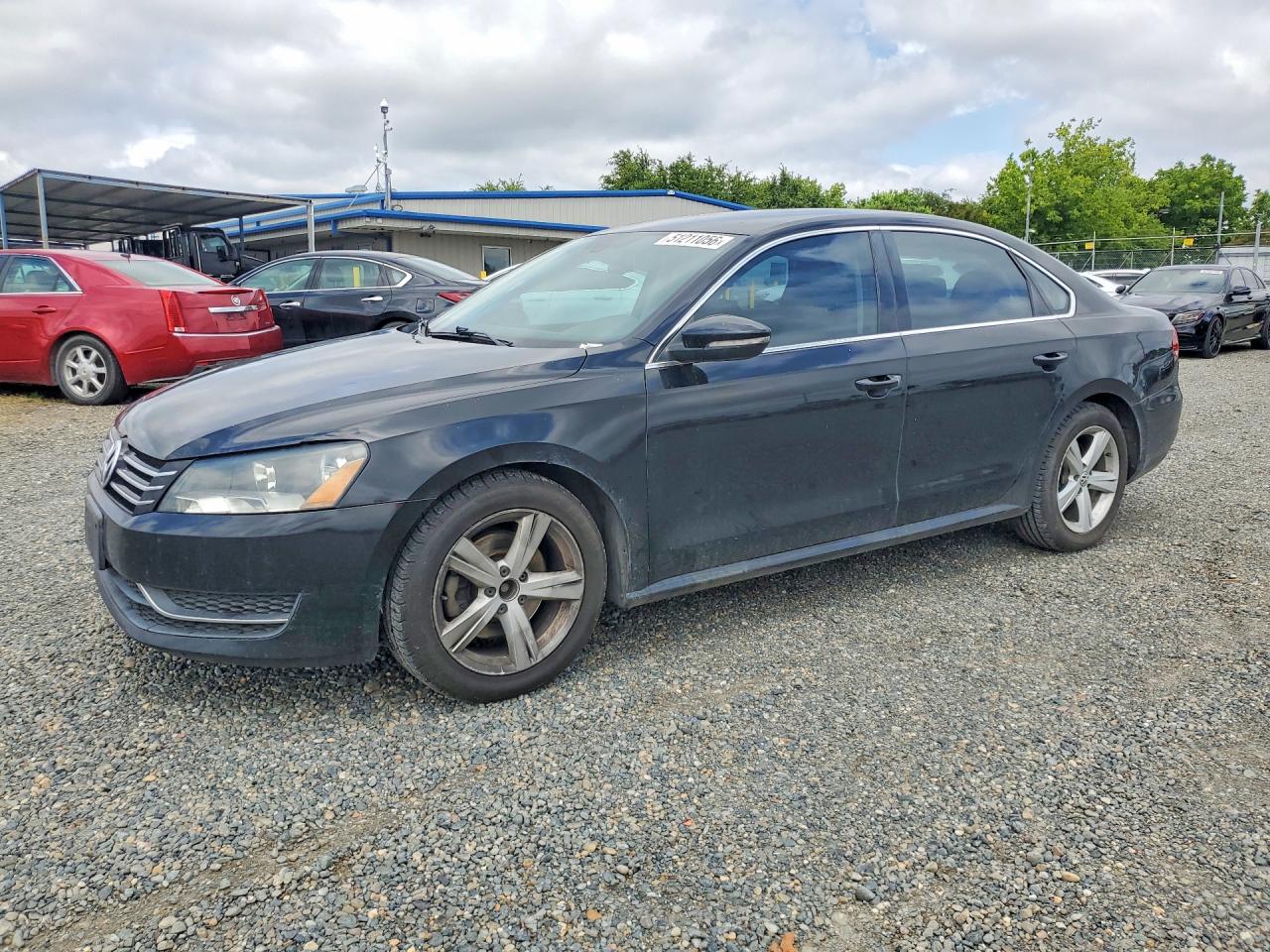2012 Volkswagen Passat Se Black vin: 1VWBP7A39CC059103